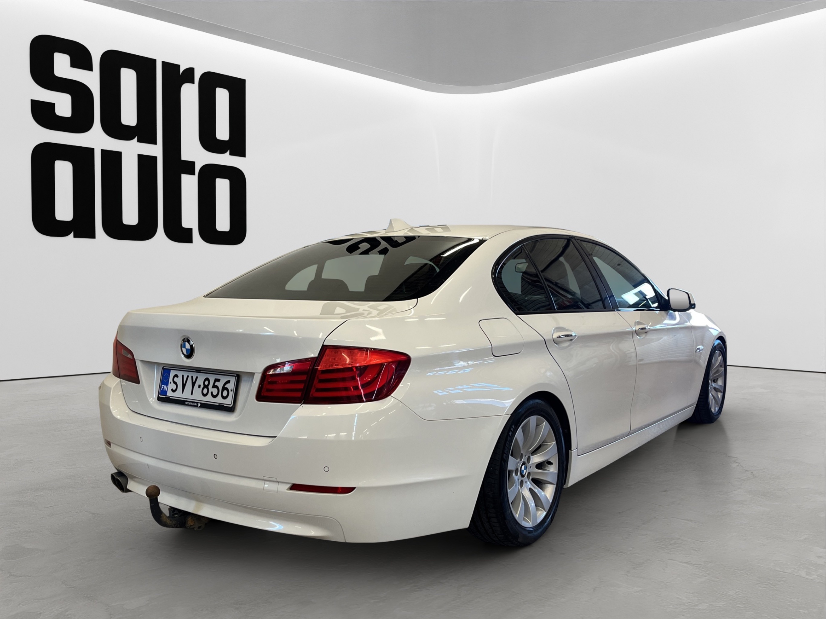 BMW 525 2011 – kuva 3