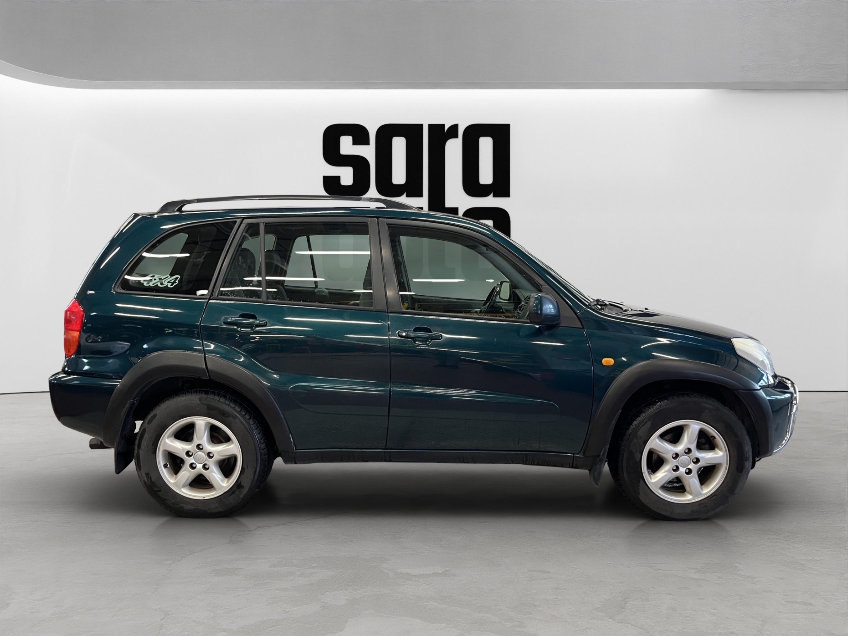 Toyota RAV4 2002 – kuva 2