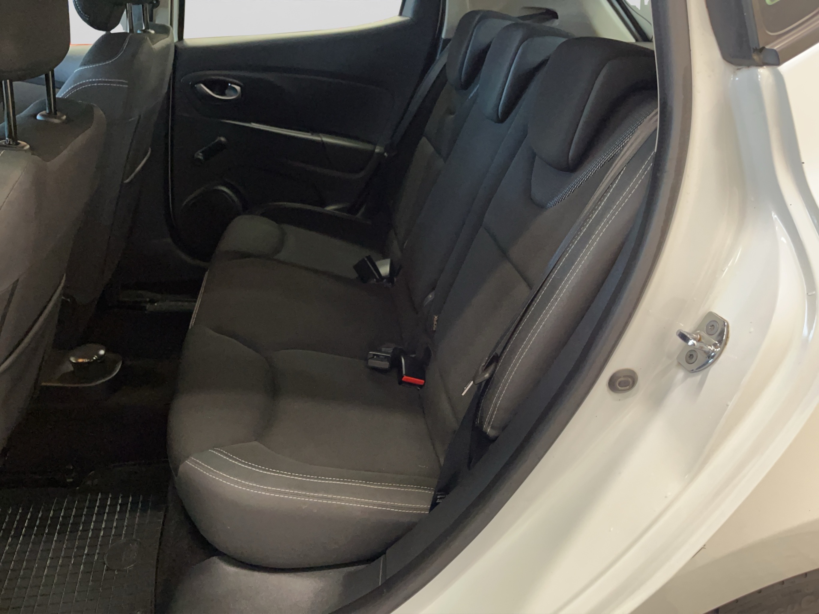 Renault Clio 2018 – kuva 12