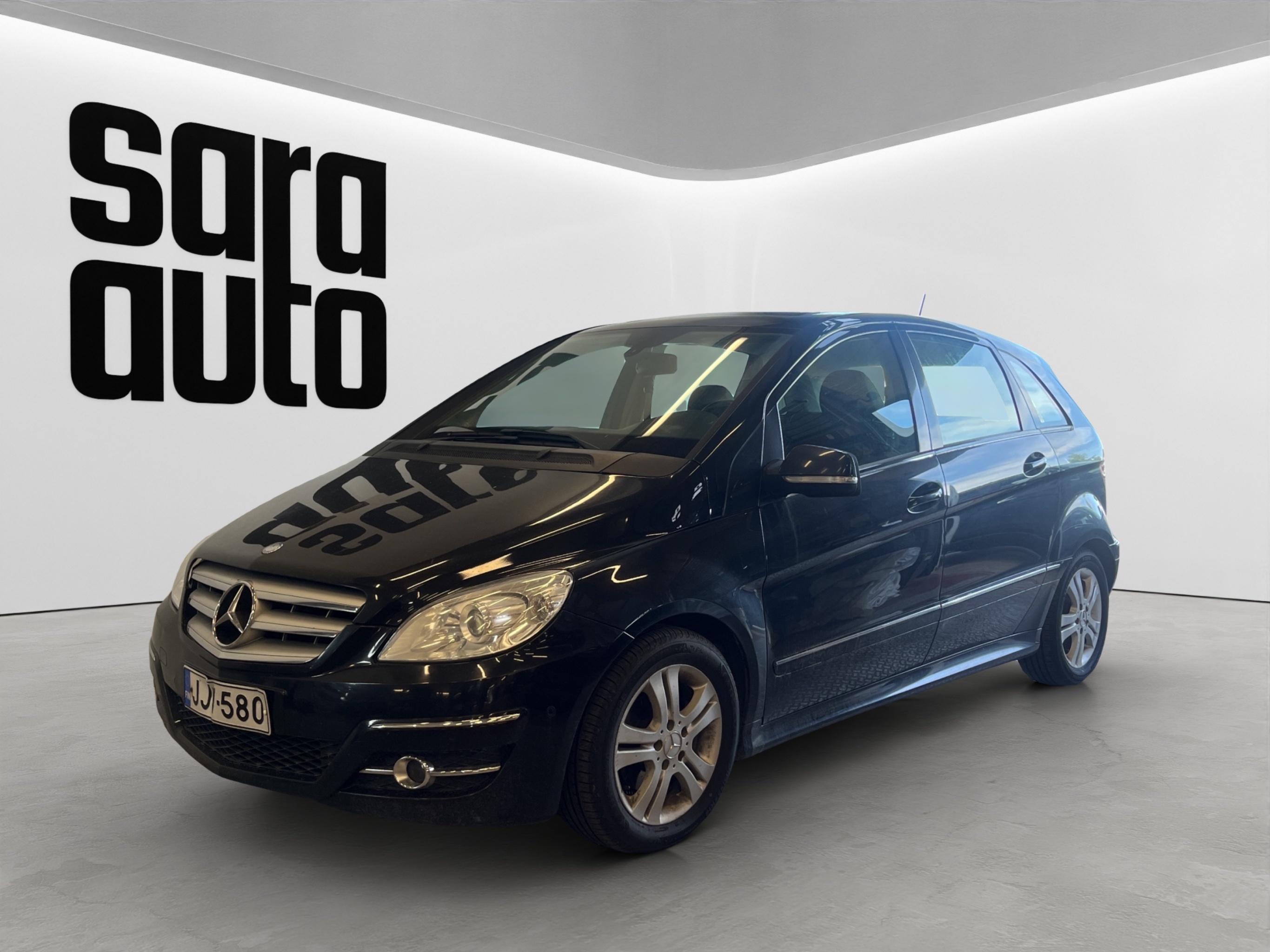 Mercedes-Benz B