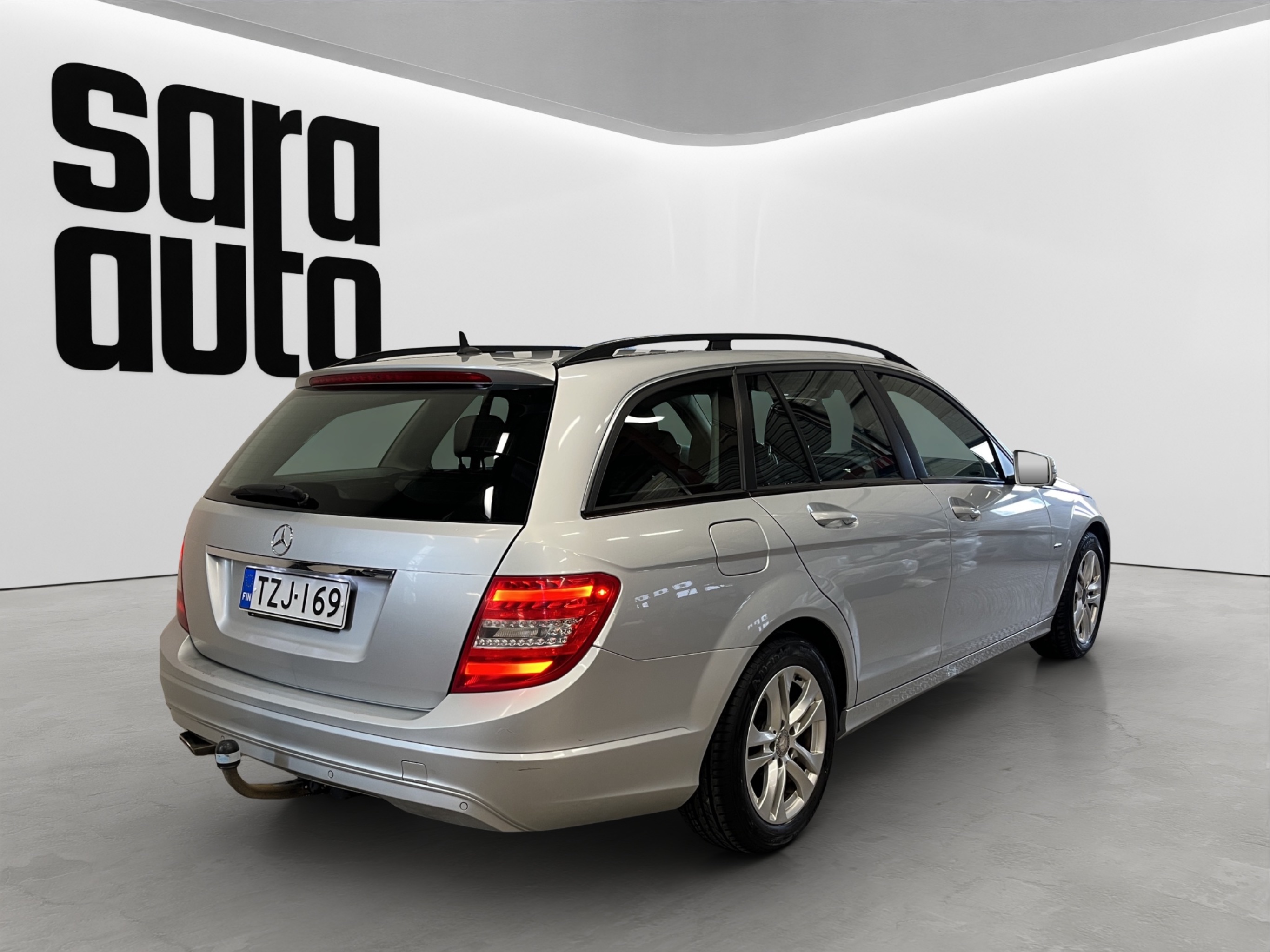 Mercedes-Benz C kuva 3