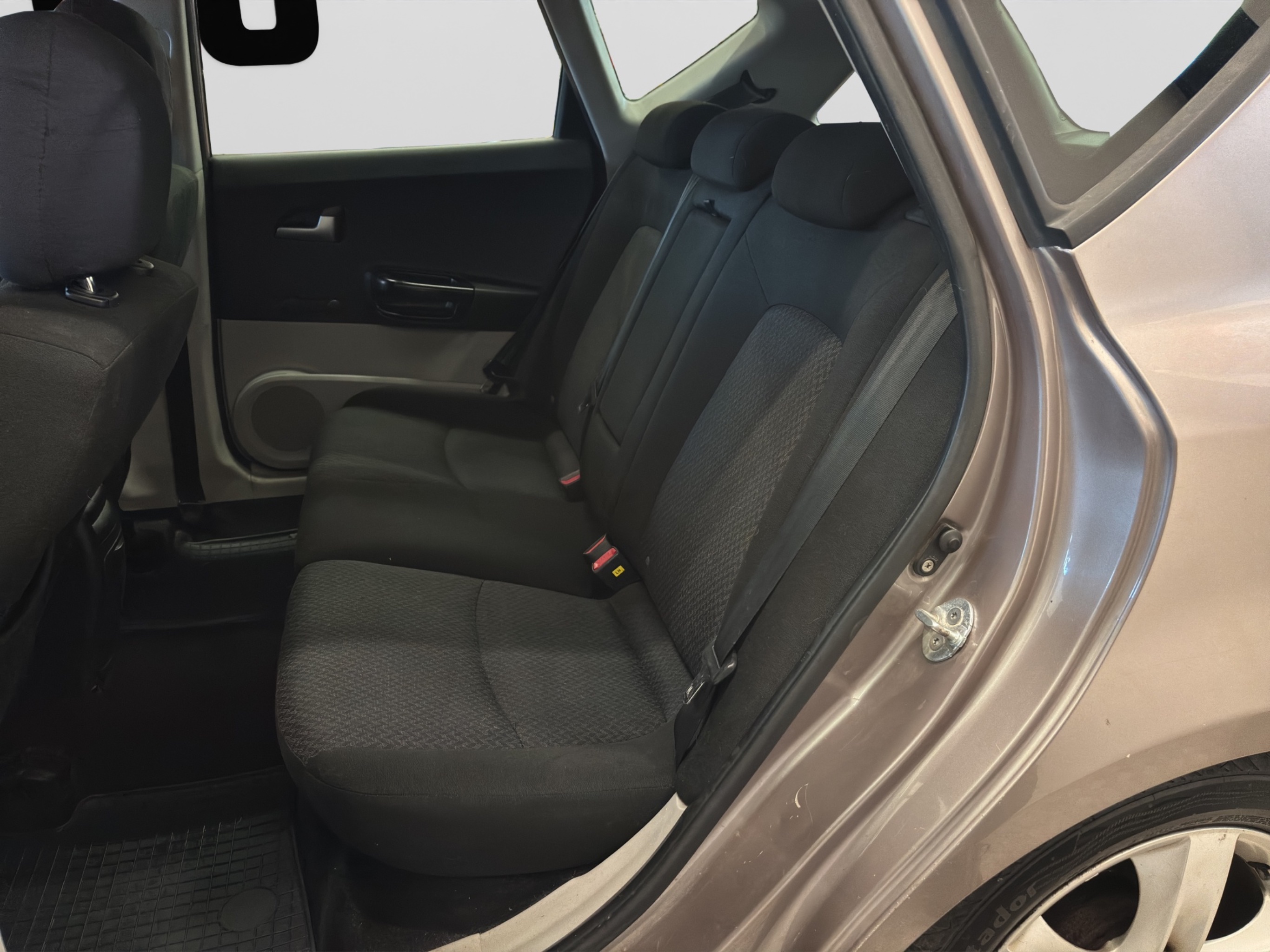 Kia Ceed 2008 – kuva 12