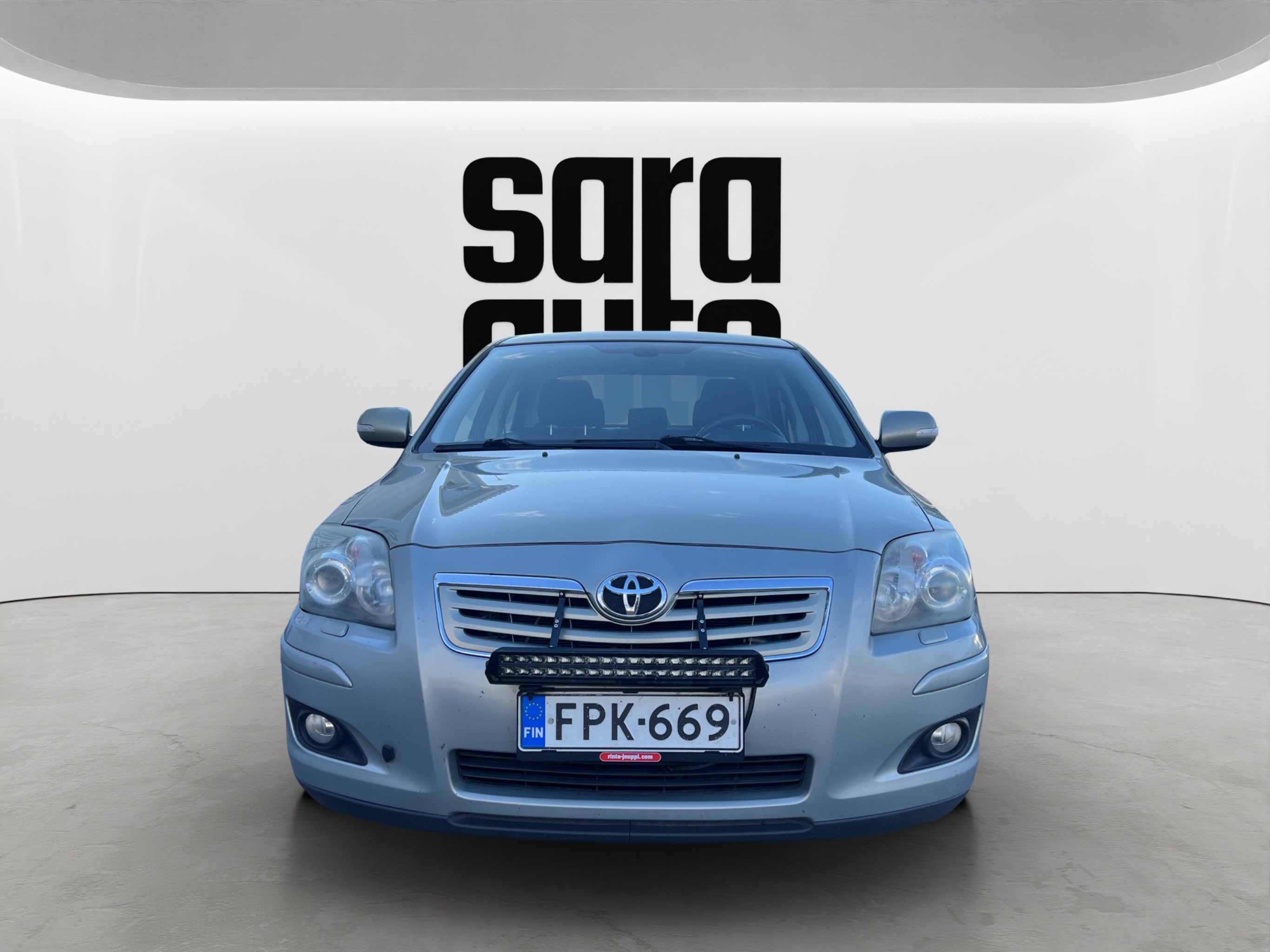 Toyota Avensis kuva 9
