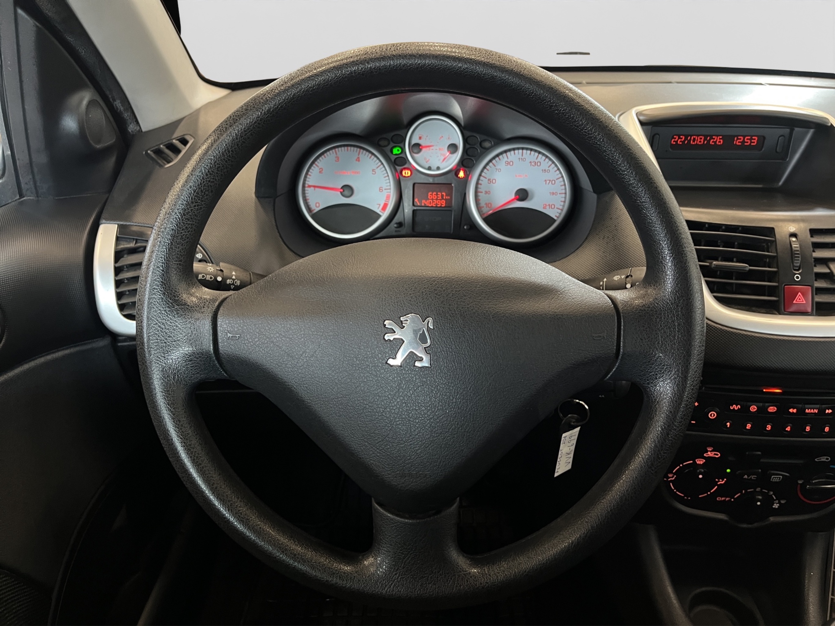 Peugeot 206+ 2010 – kuva 17