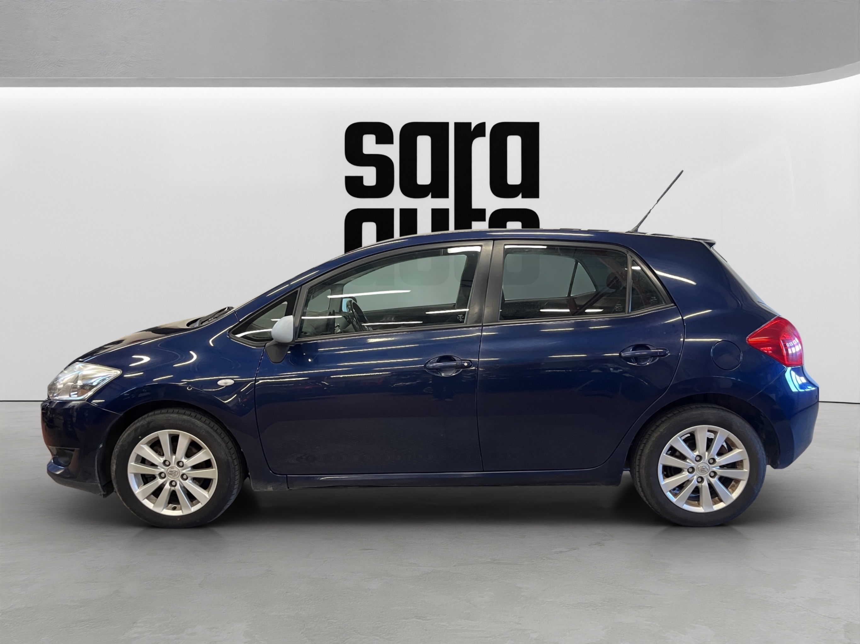 Toyota Auris kuva 6