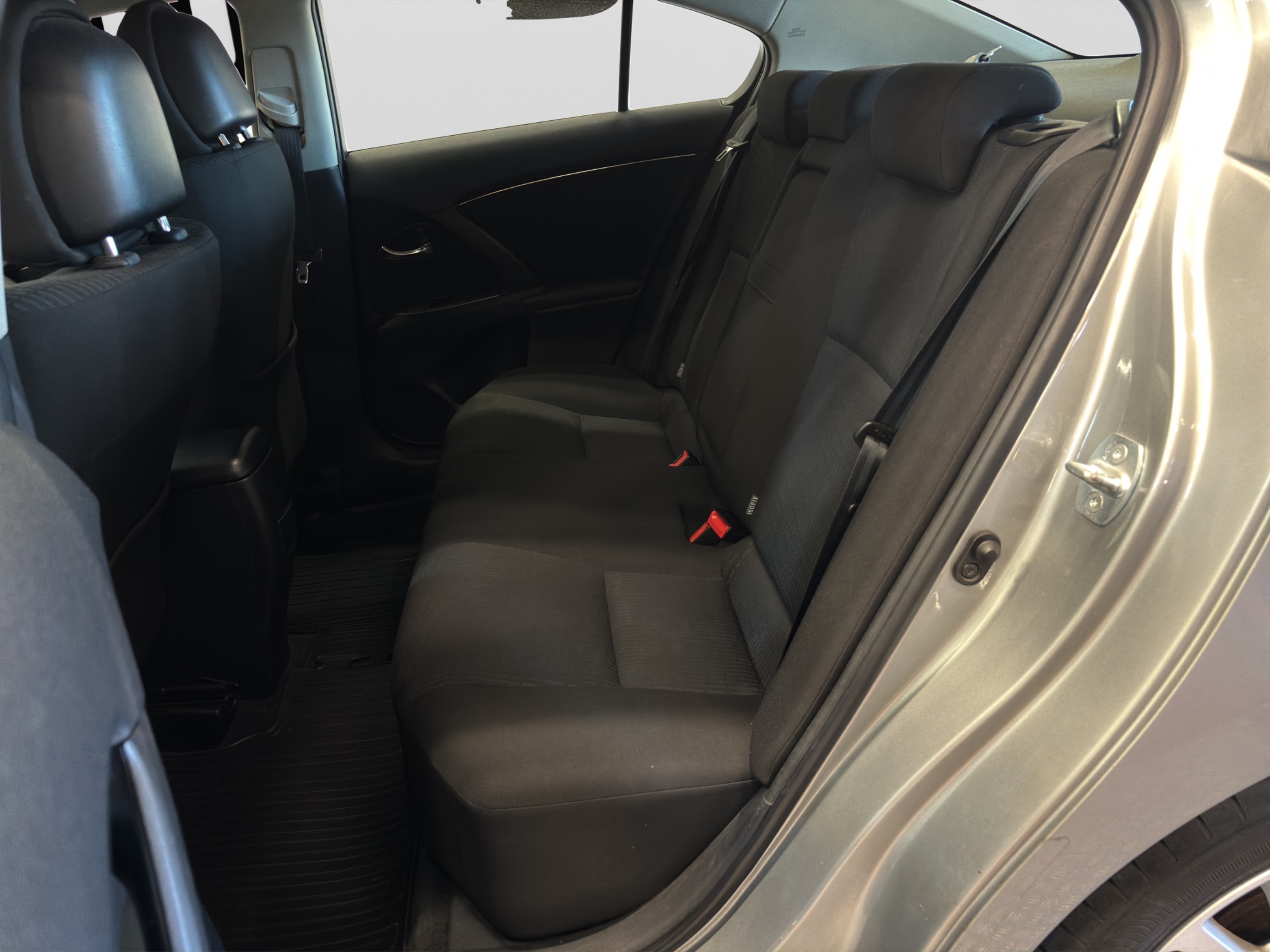 Toyota Avensis 2010 – kuva 12