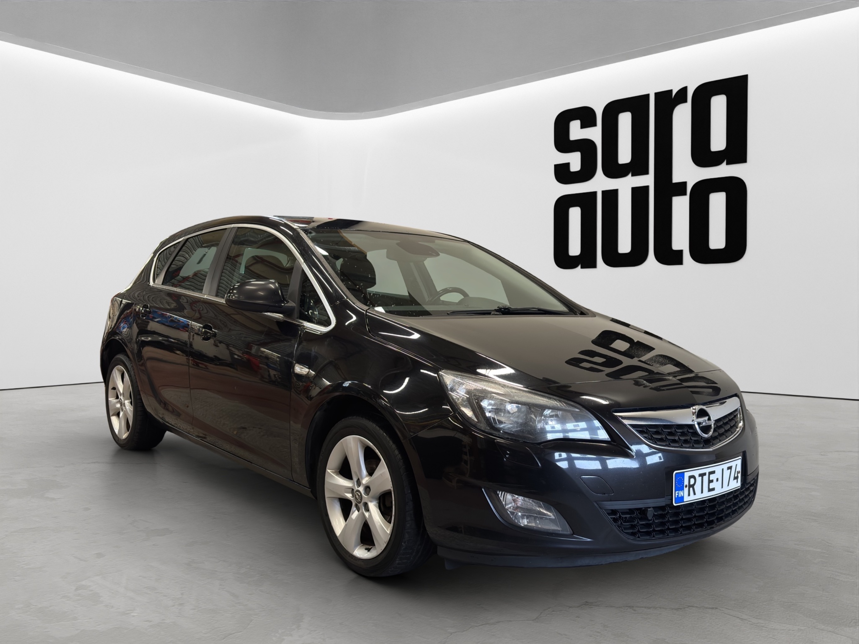 Opel Astra 2011