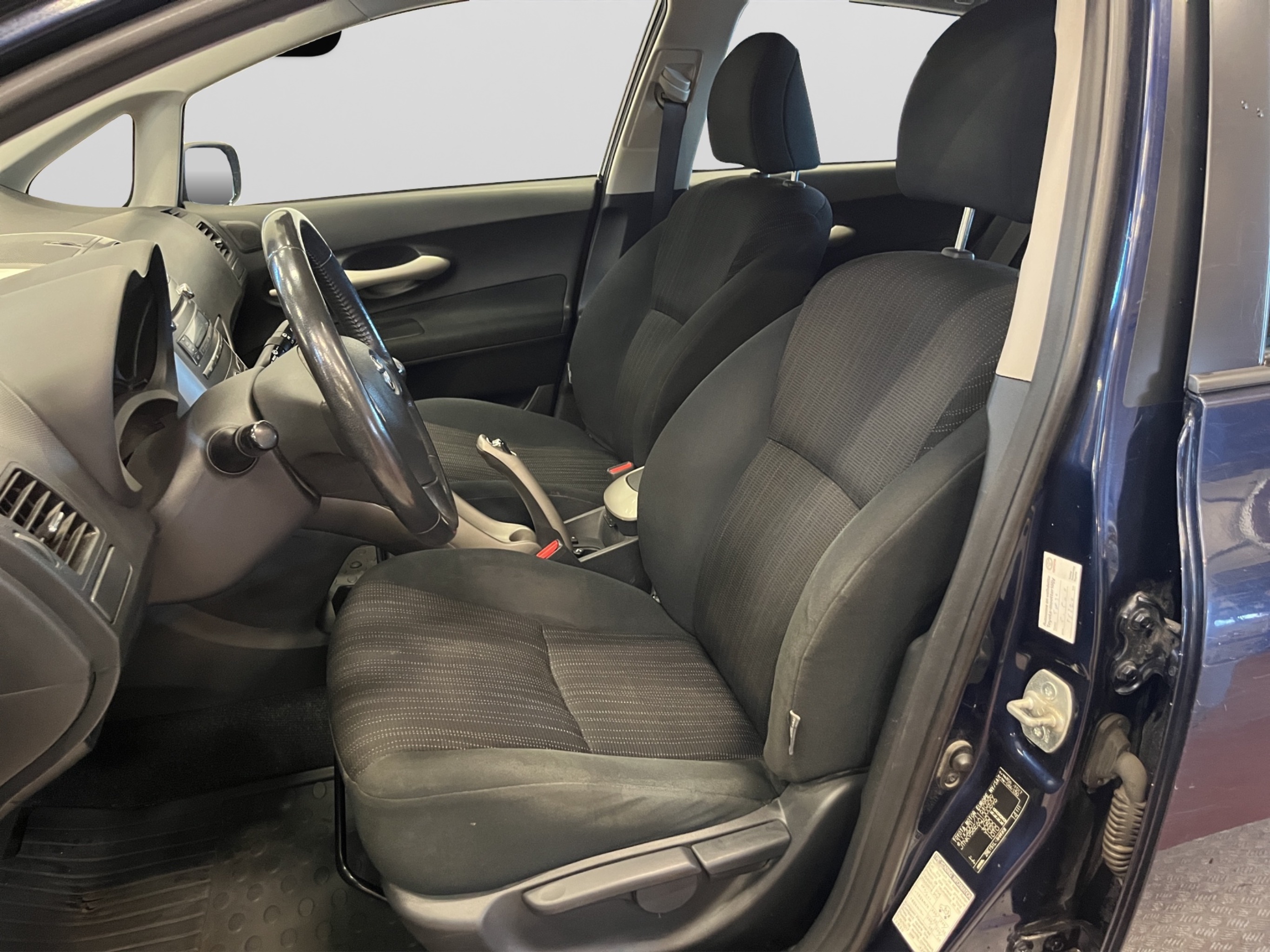 Toyota Auris 2007 – kuva 11