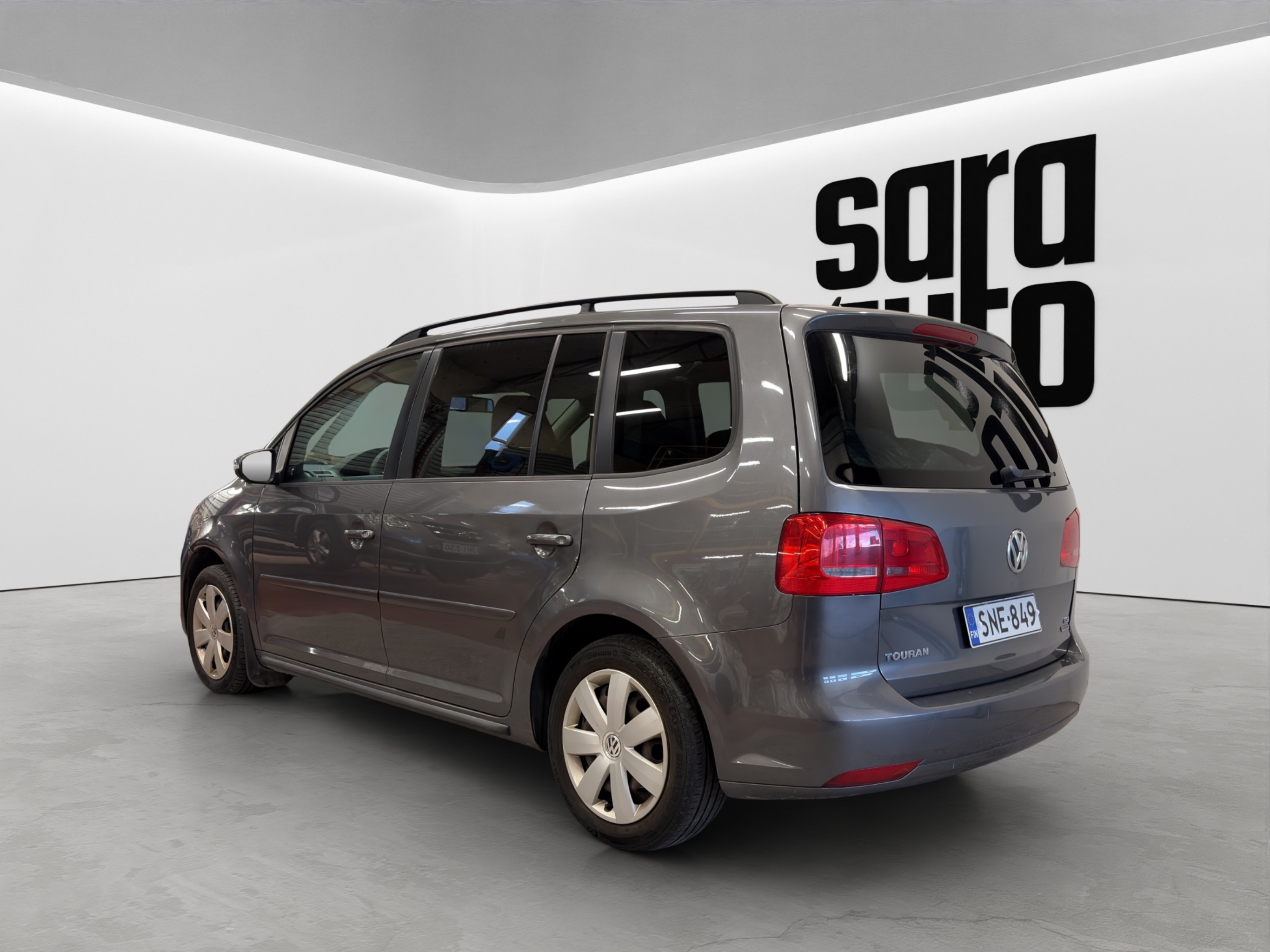 Volkswagen Touran 2012 – kuva 7