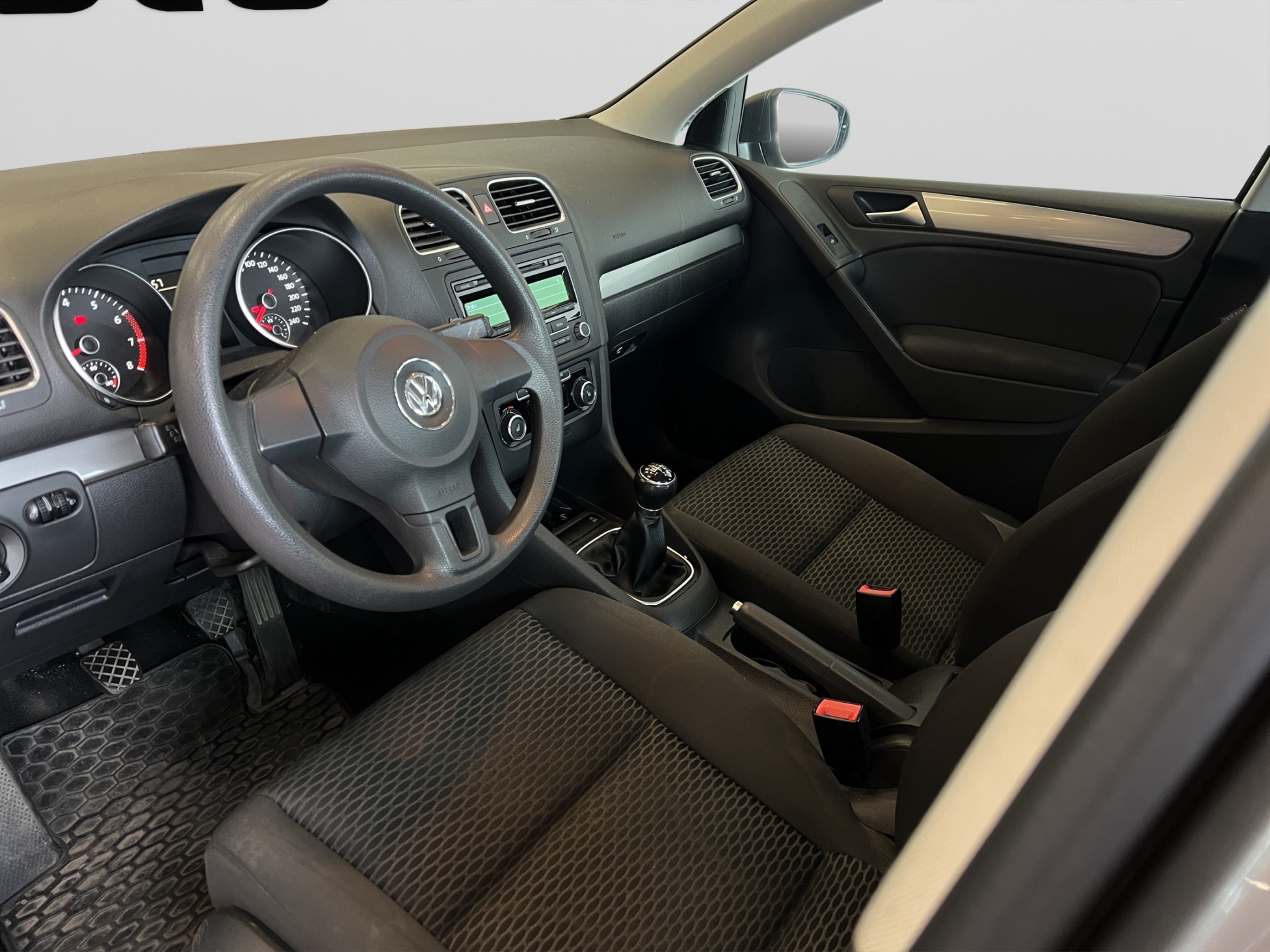 Volkswagen Golf 2012 – kuva 11