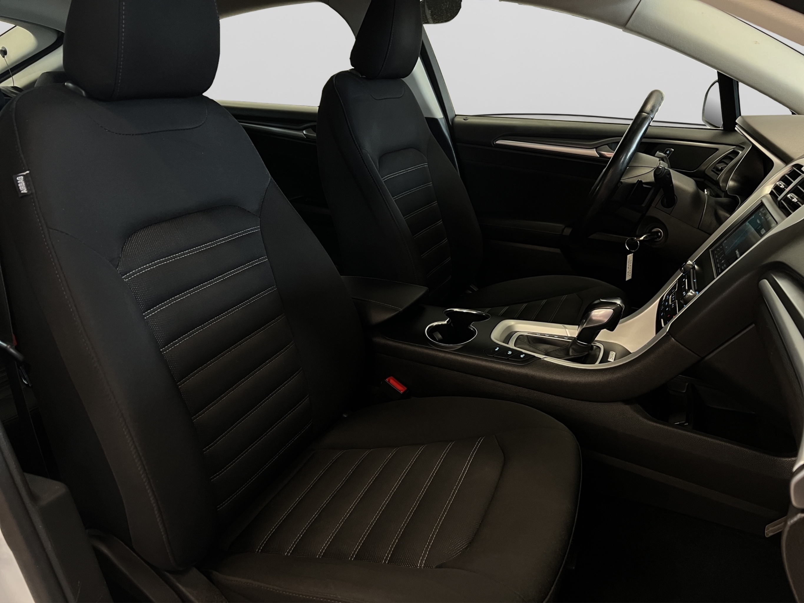 Ford Mondeo kuva 14