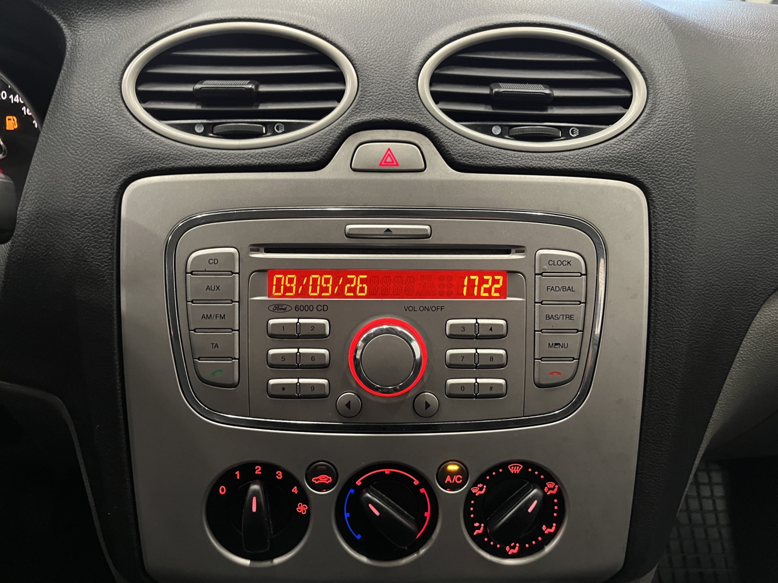 Ford Focus 2008 – kuva 16