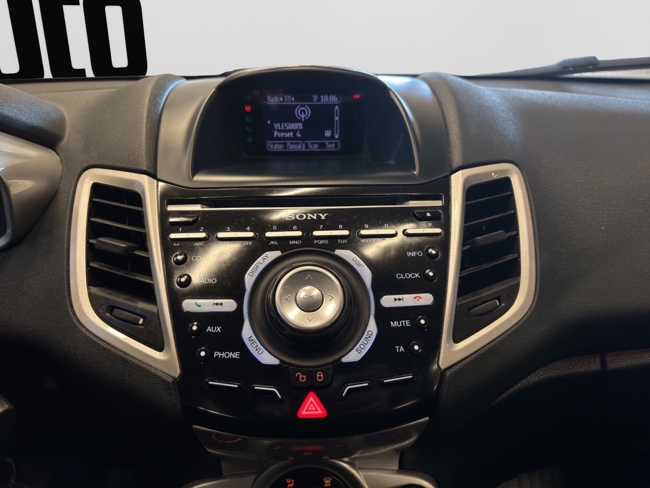 Ford Fiesta 2011 – kuva 16