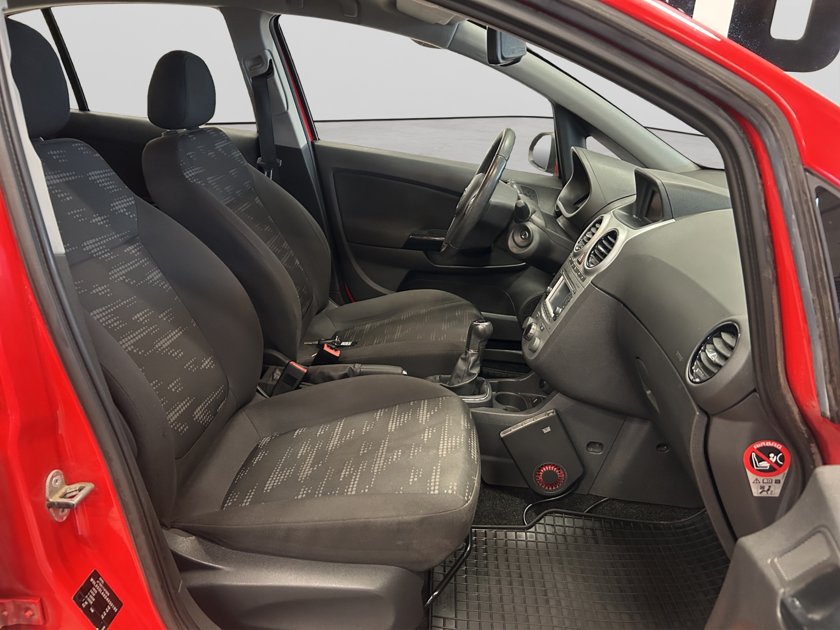 Opel Corsa 2013 – kuva 13