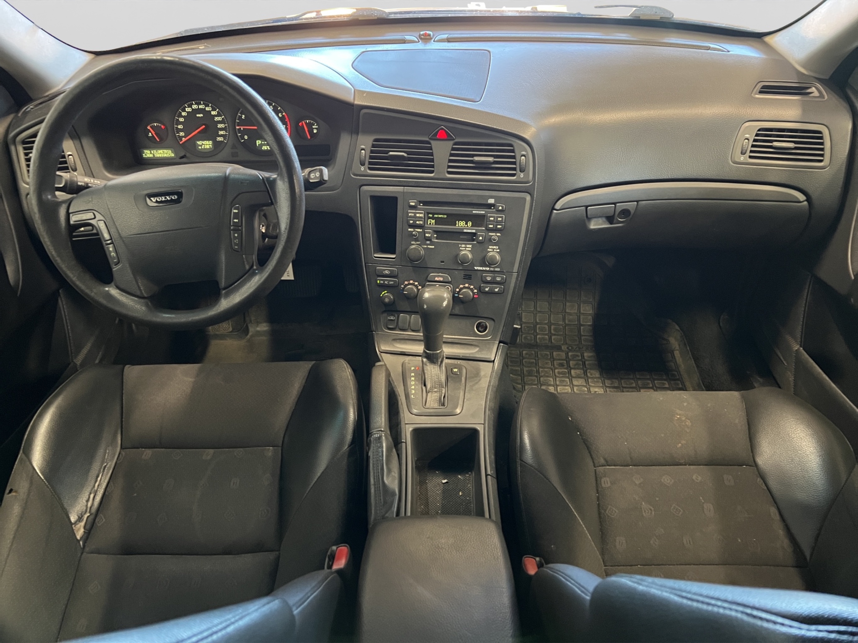 Volvo V70 2001 – kuva 10