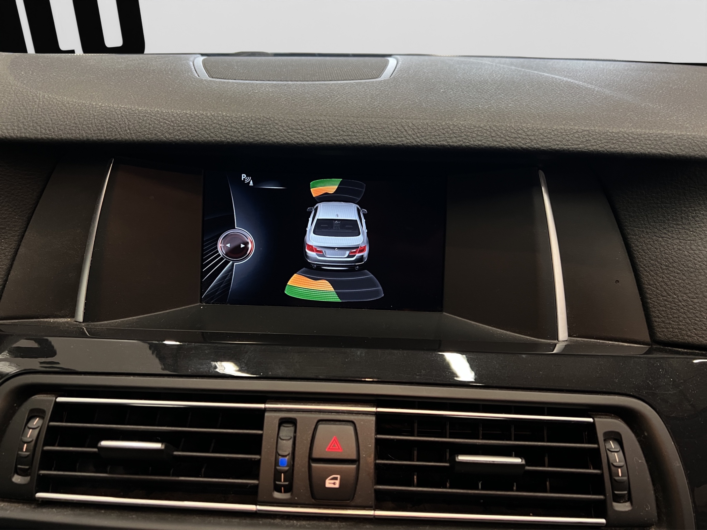 BMW 520 2016 – kuva 19