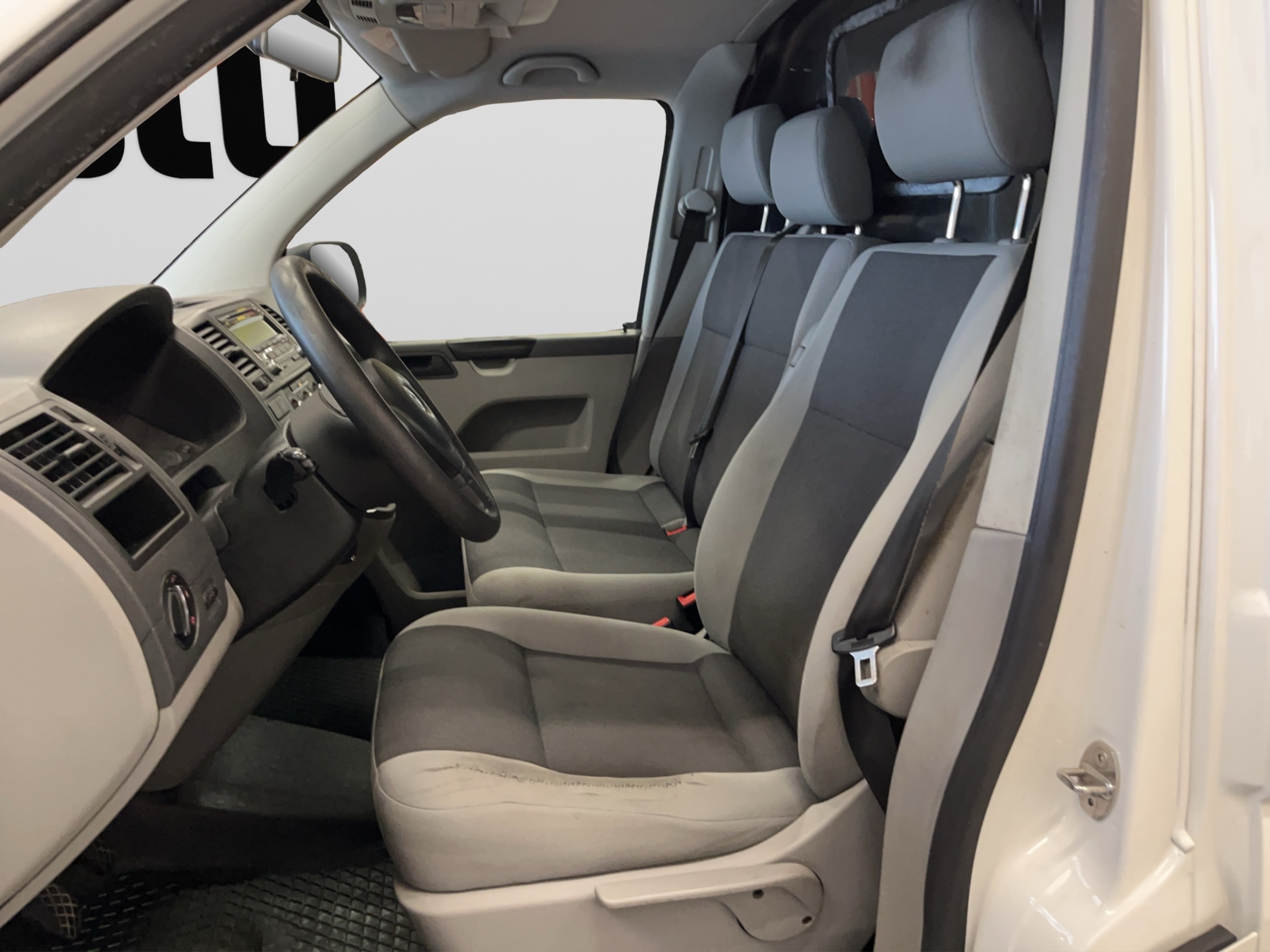 Volkswagen Transporter 2015 – kuva 11