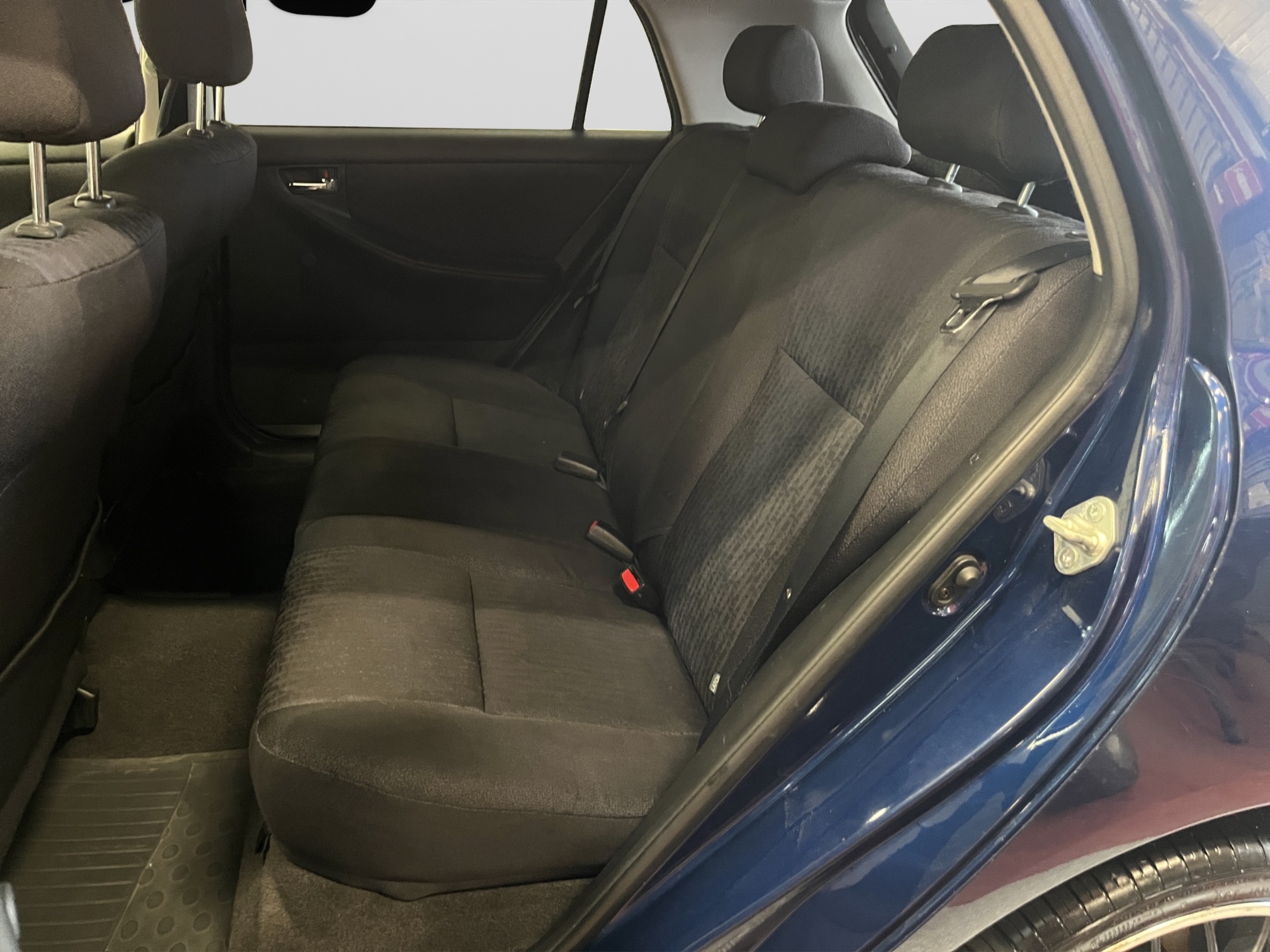 Toyota Corolla 2004 – kuva 12