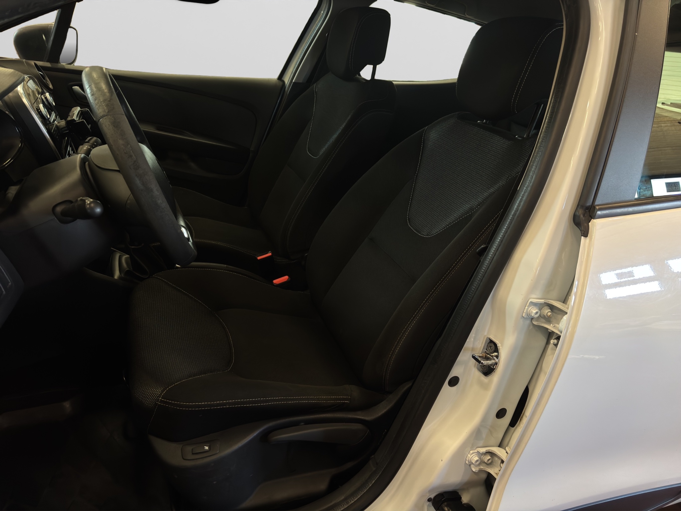 Renault Clio 2017 – kuva 11