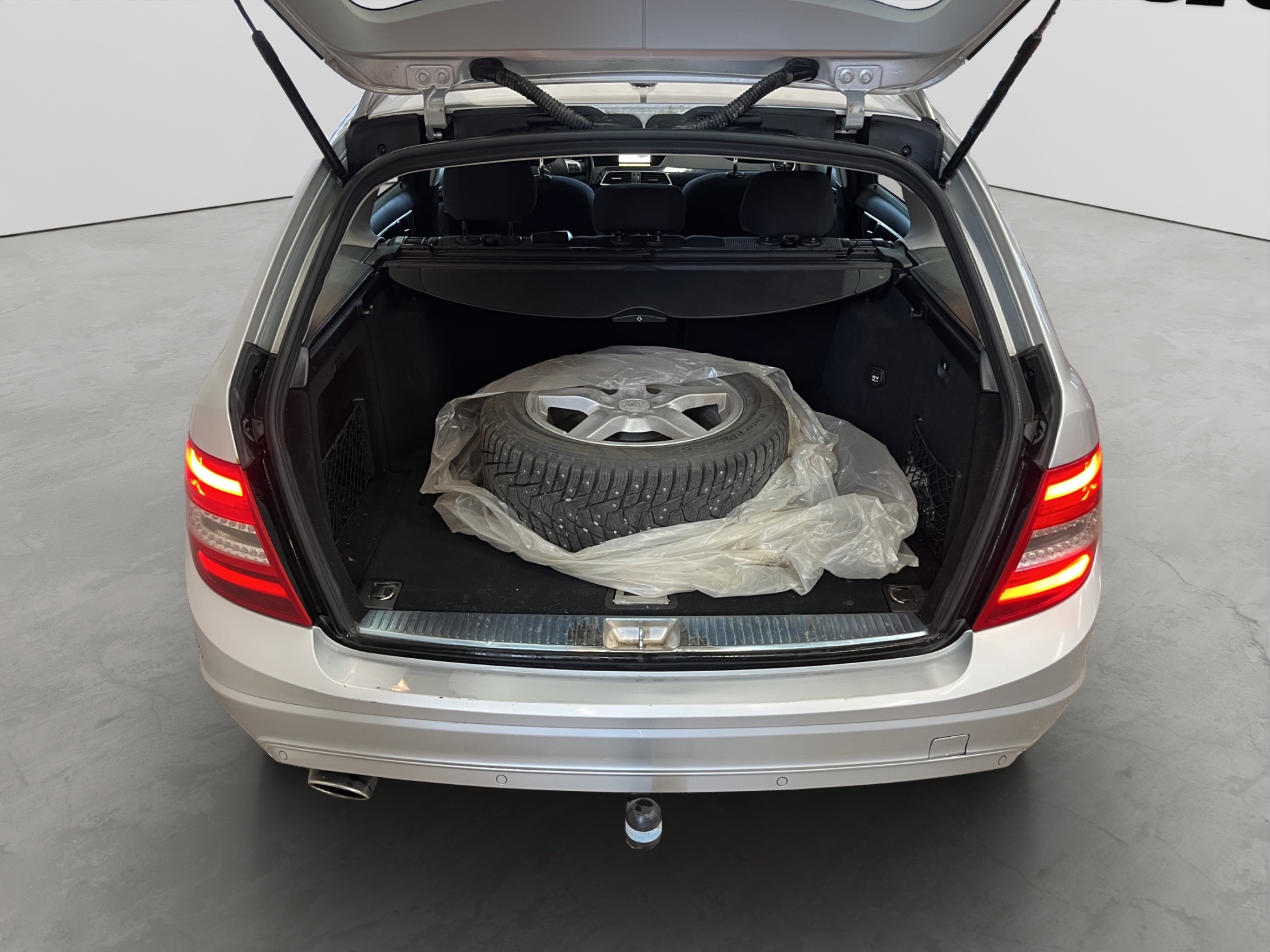 Mercedes-Benz C kuva 21