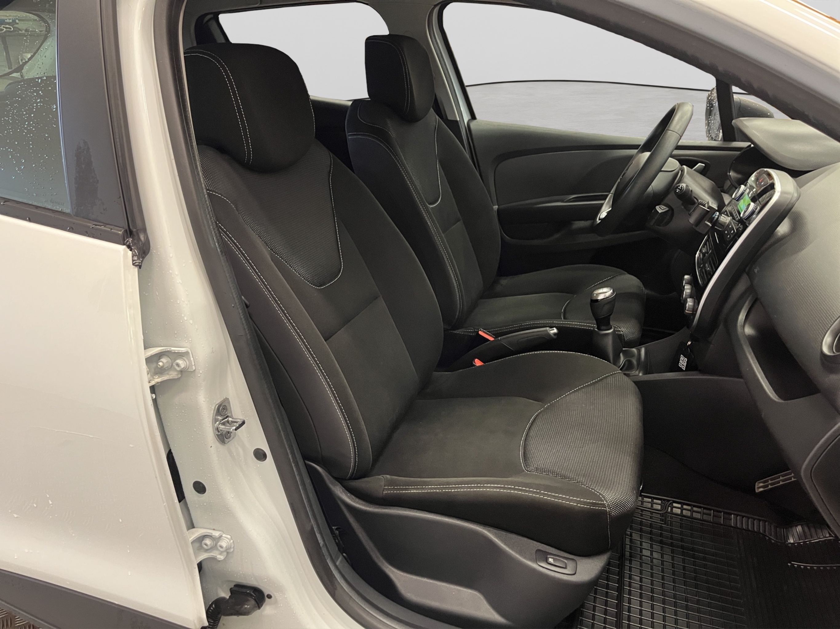 Renault Clio 2017 – kuva 13