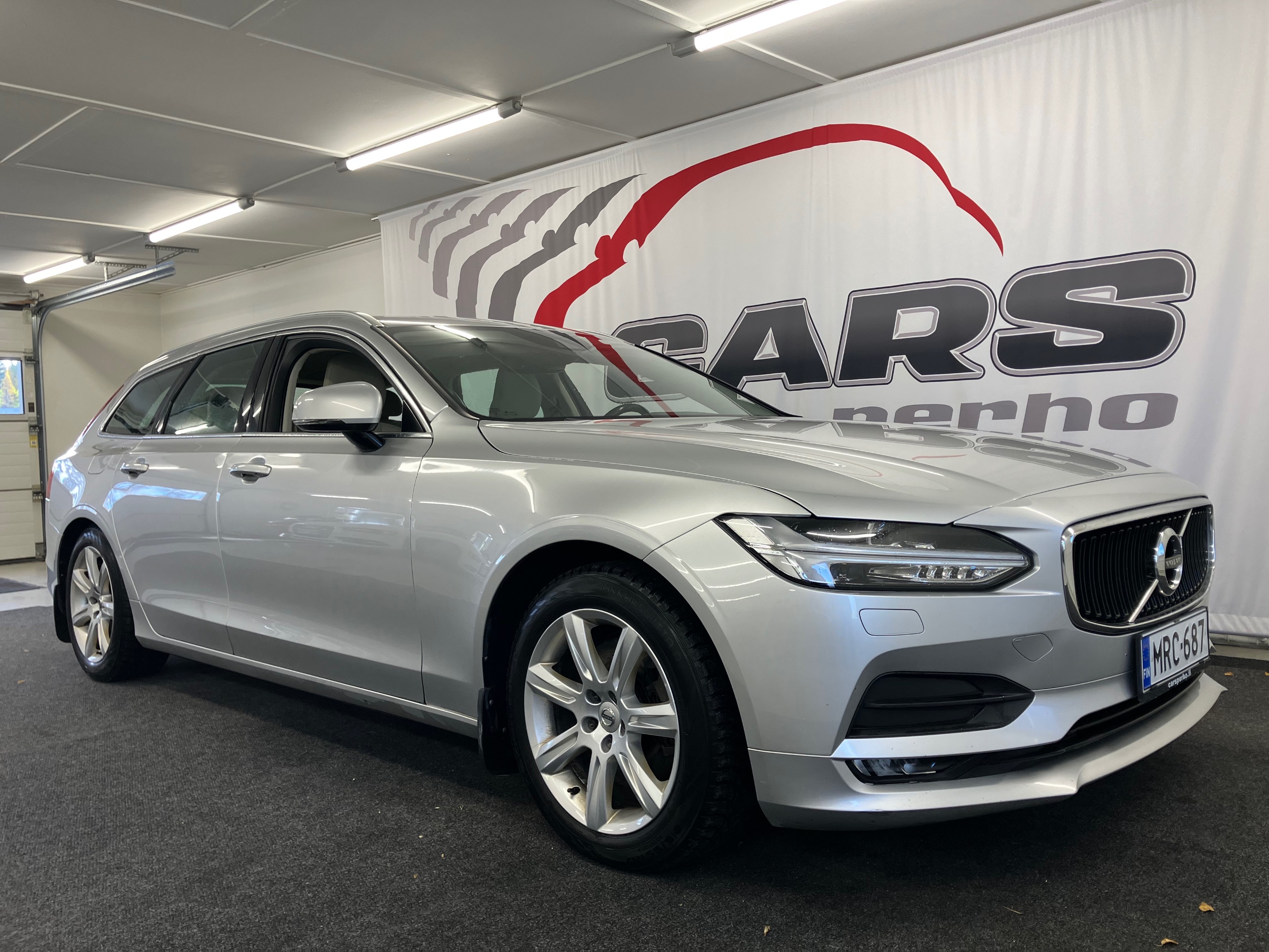 Volvo V90