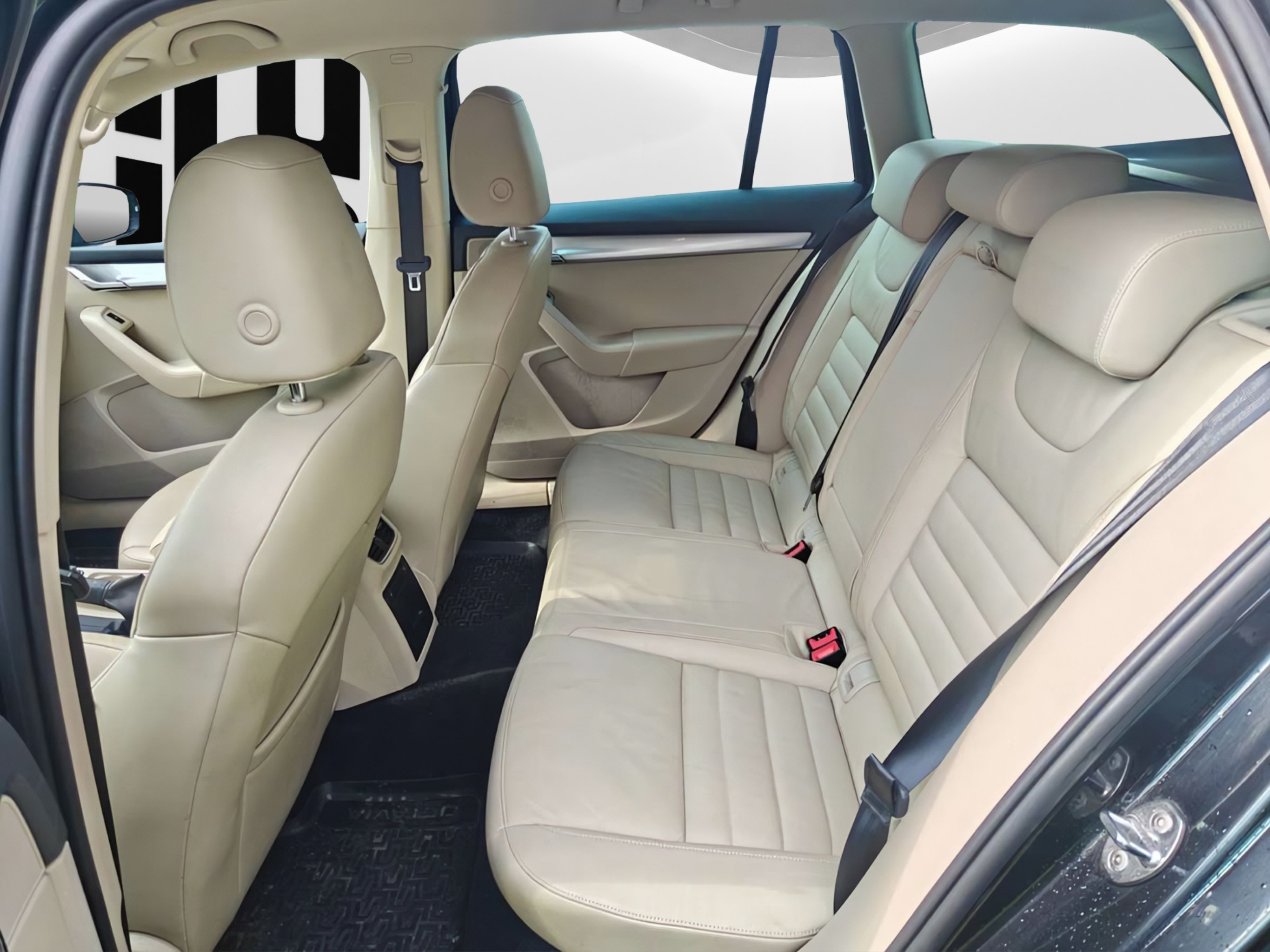 Skoda Octavia 2014 – kuva 9