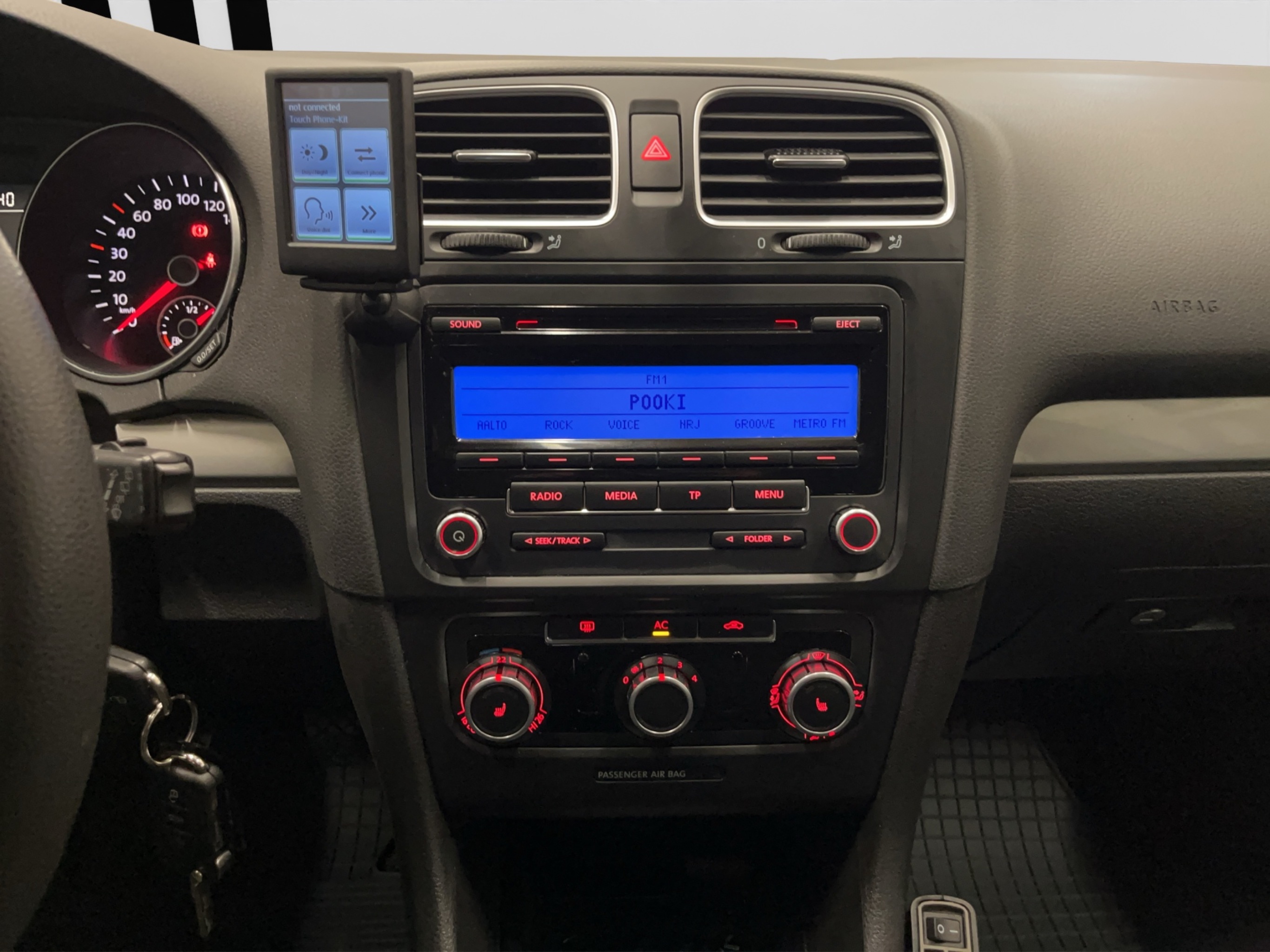 Volkswagen Golf 2010 – kuva 17