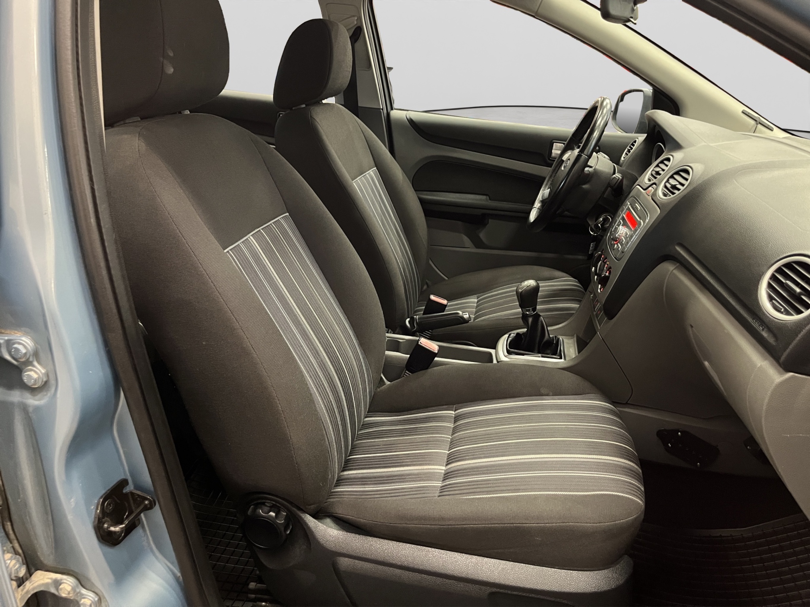 Ford Focus 2008 – kuva 13