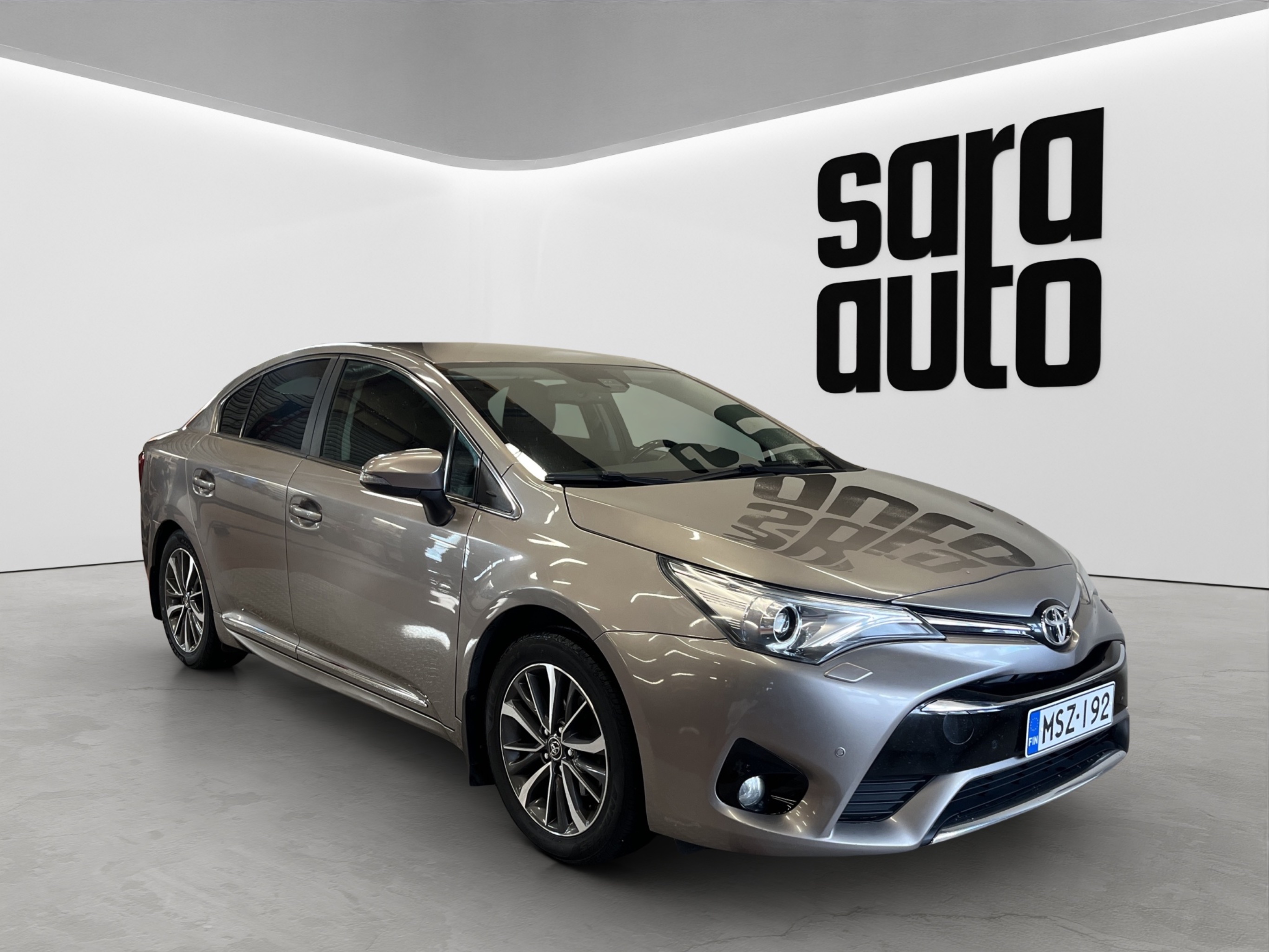 Toyota Avensis 2016