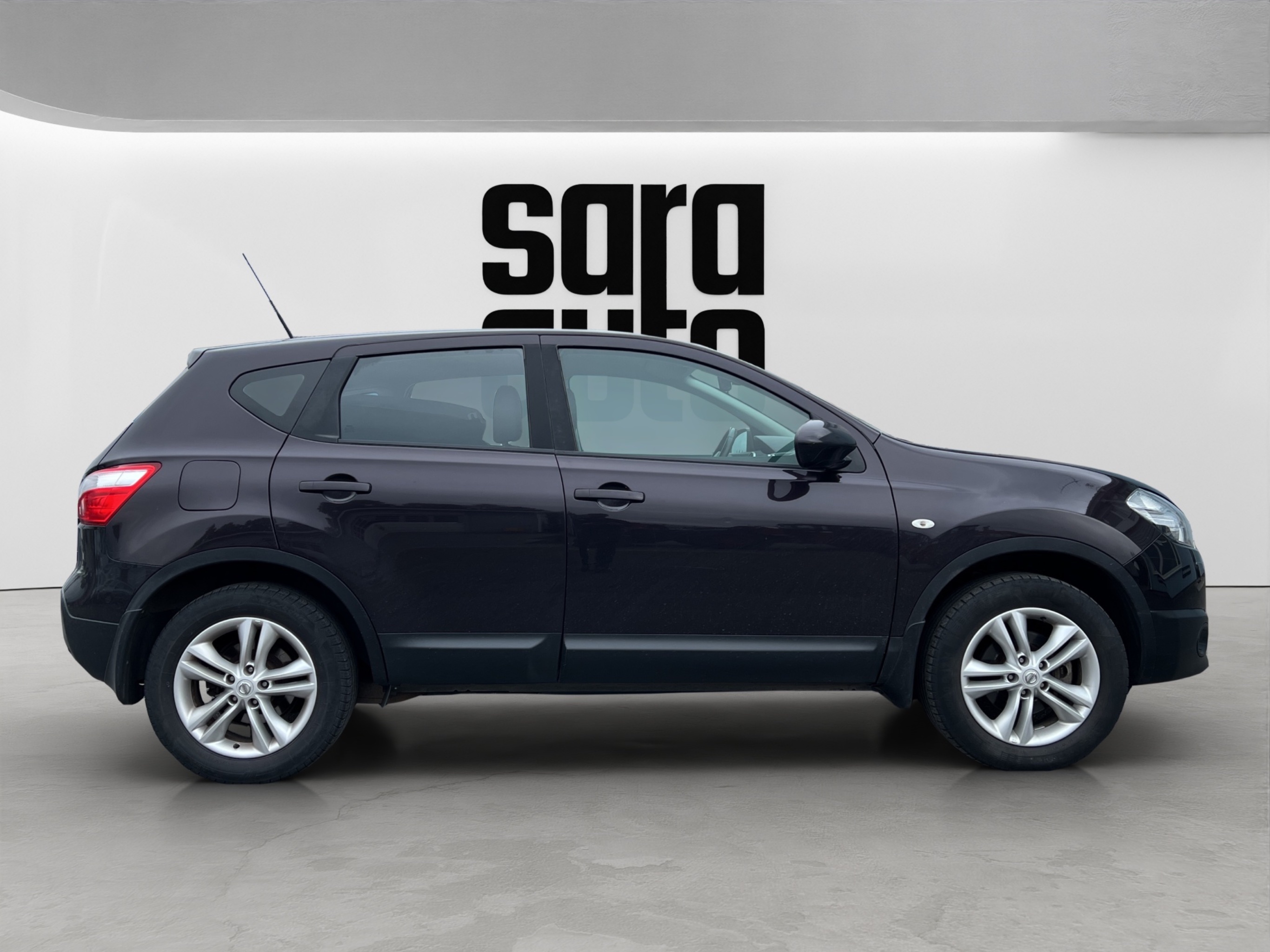 Nissan Qashqai 2011 – kuva 2