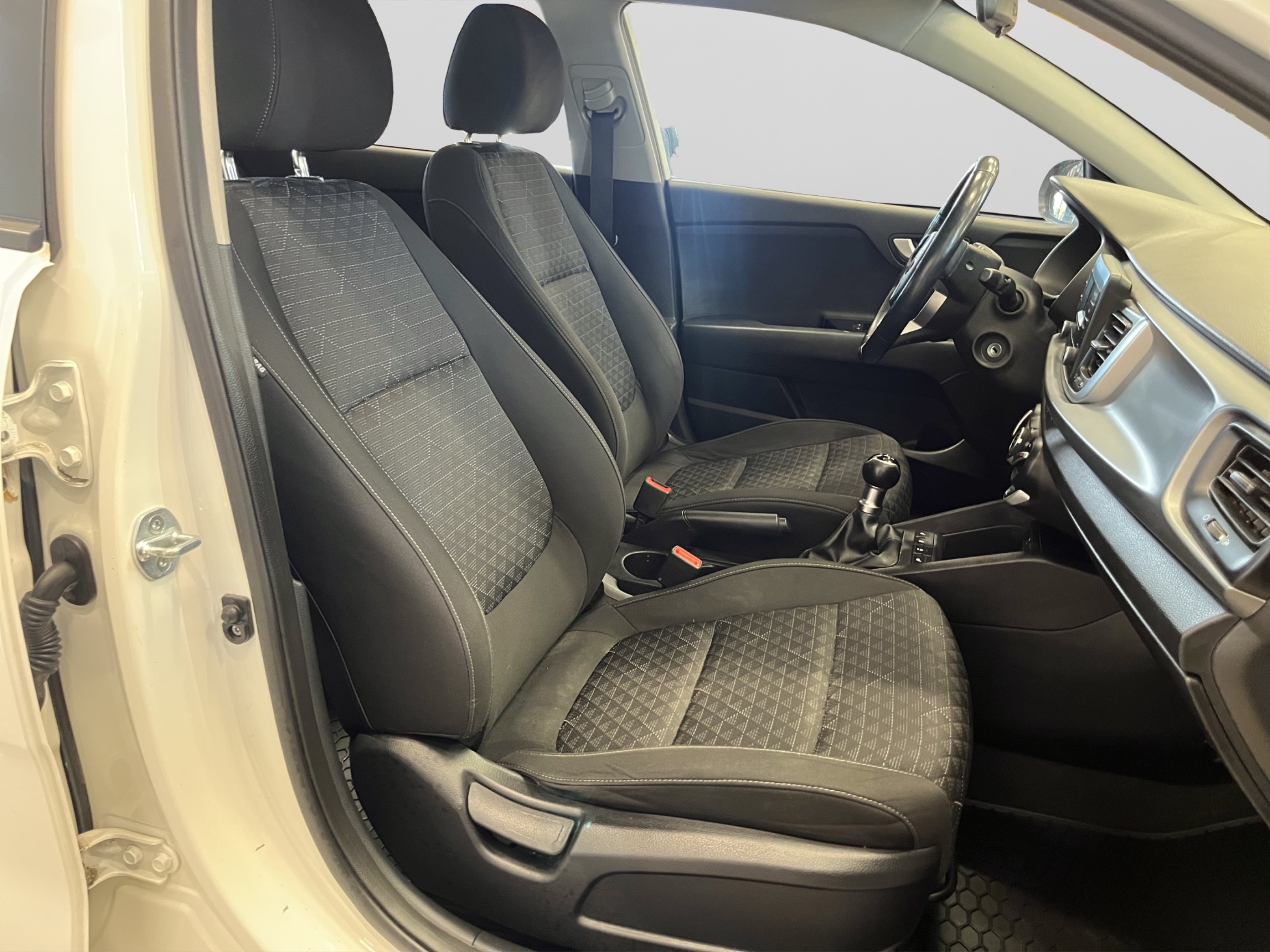 Kia Rio kuva 13