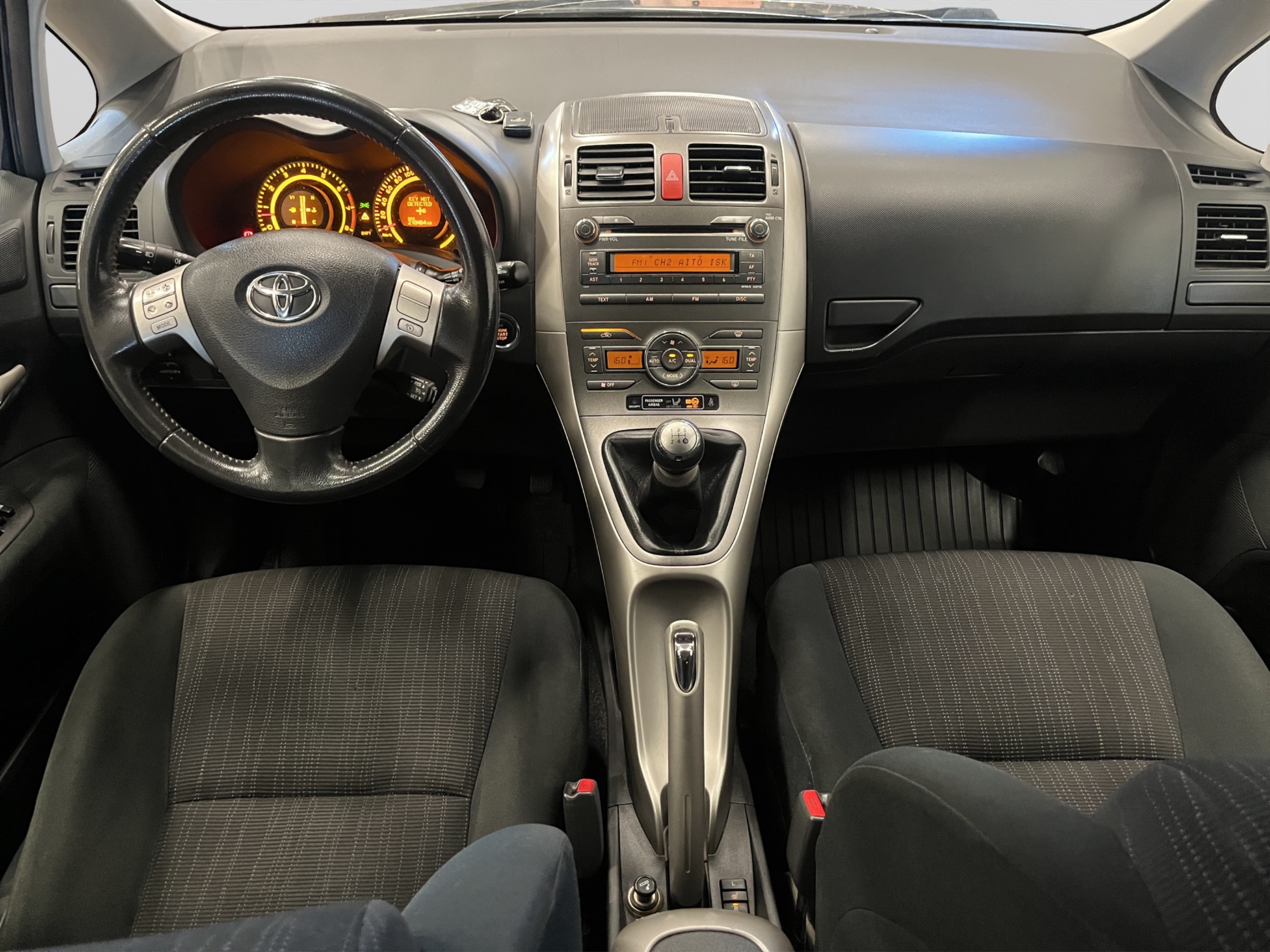 Toyota Auris kuva 14