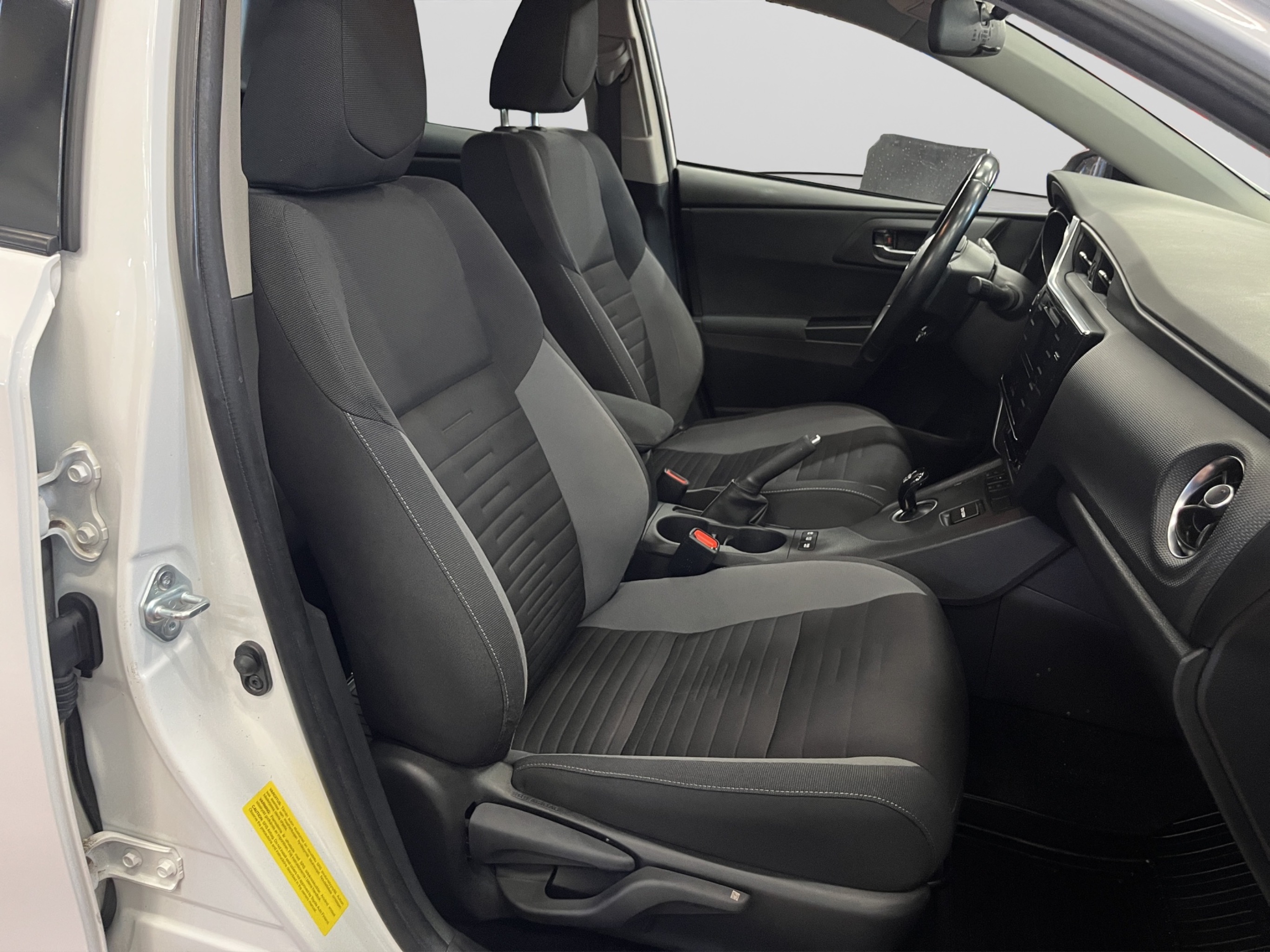 Toyota Auris kuva 13