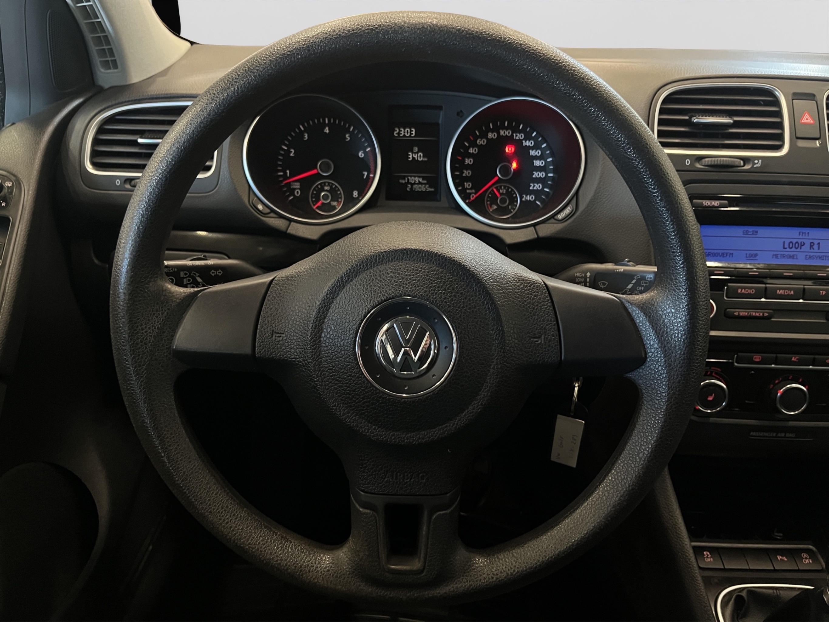 Volkswagen Golf 2011 – kuva 17