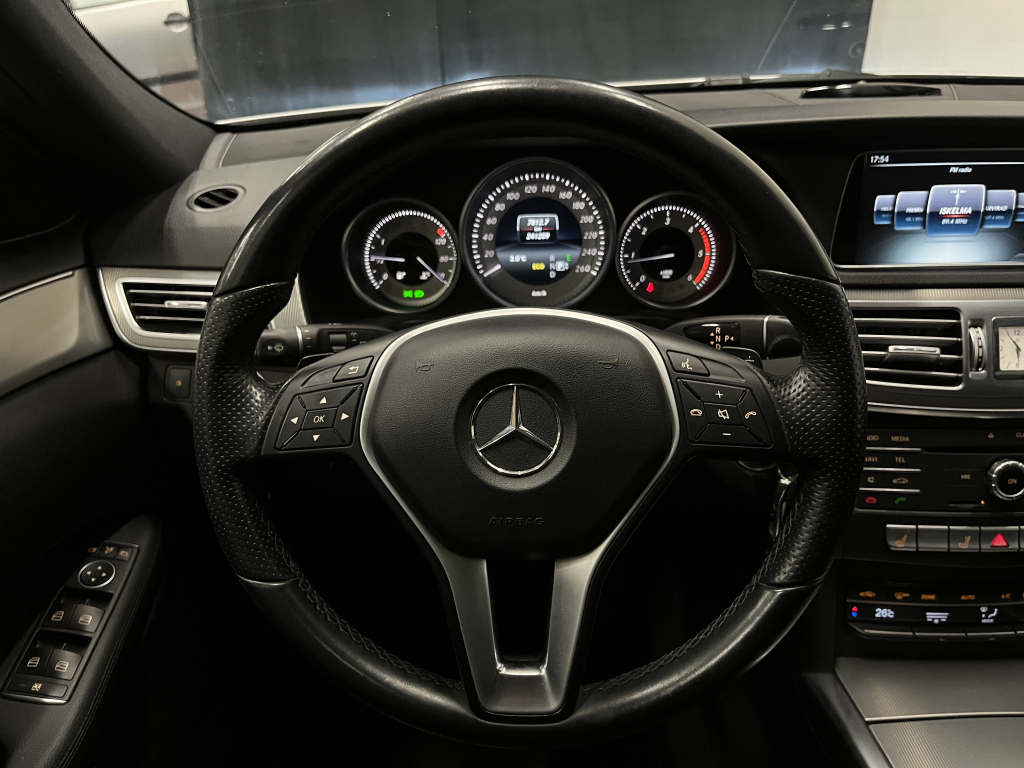 Mercedes-Benz E kuva 17