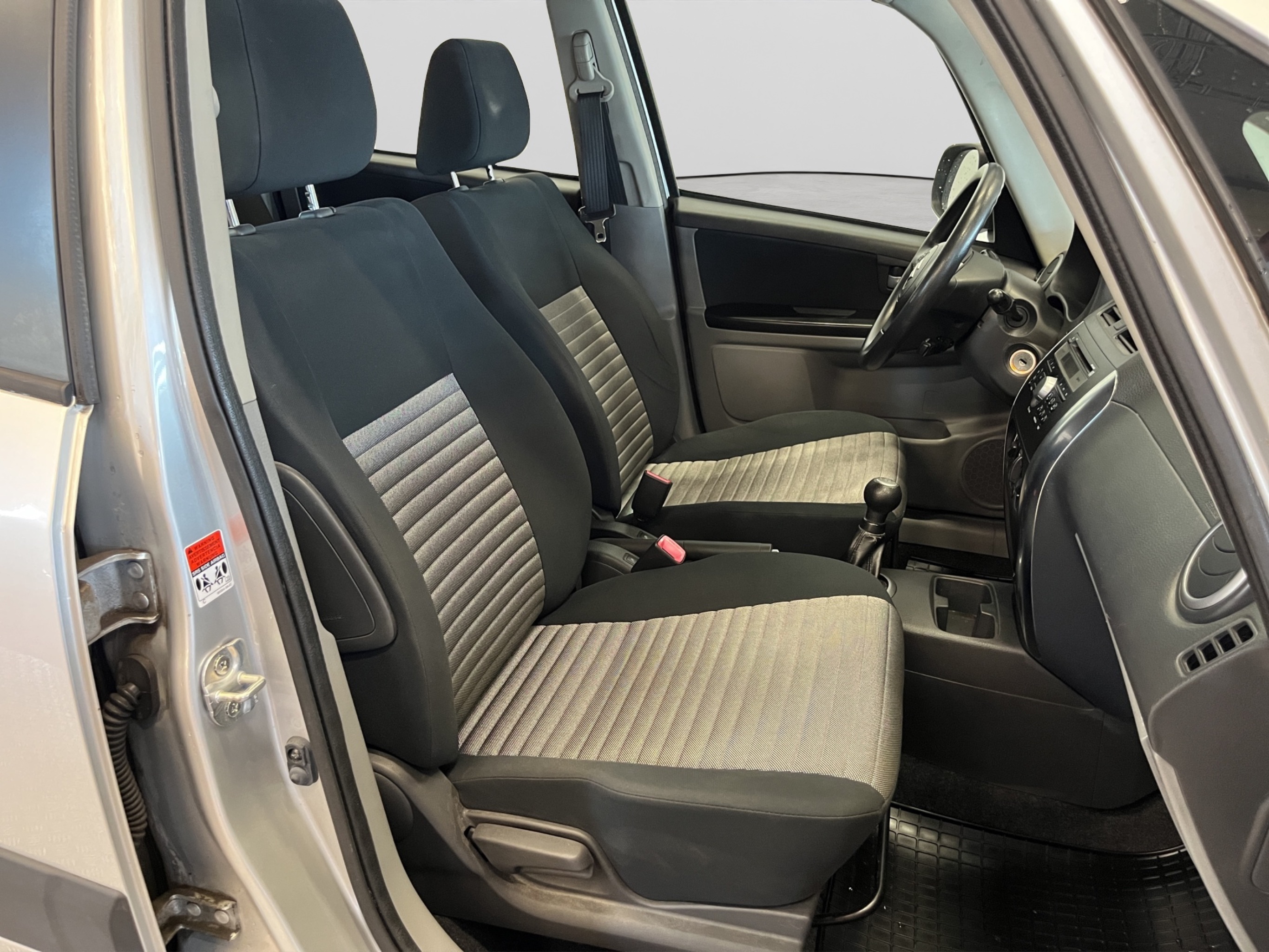 Suzuki SX4 kuva 13