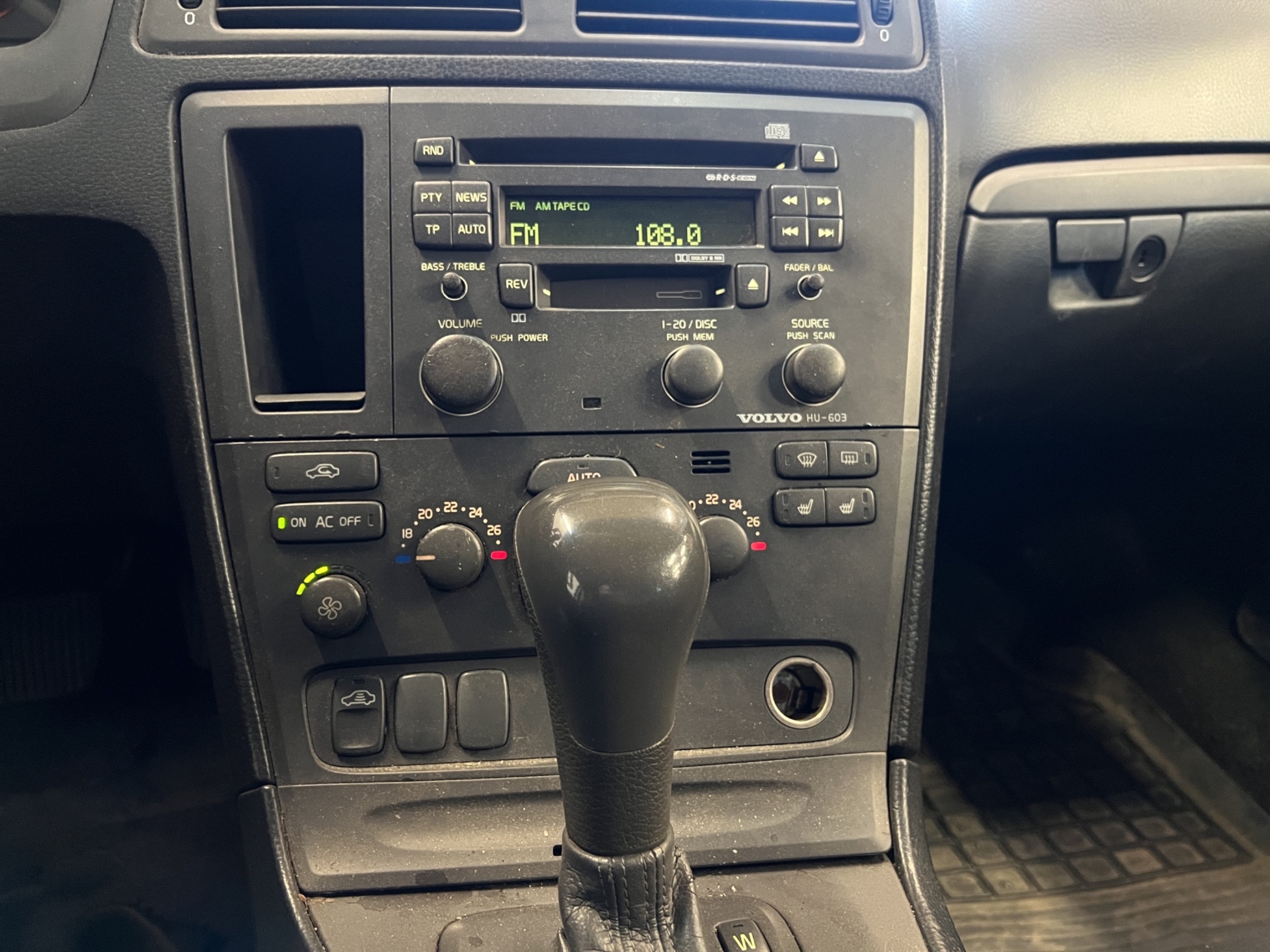 Volvo V70 2001 – kuva 13