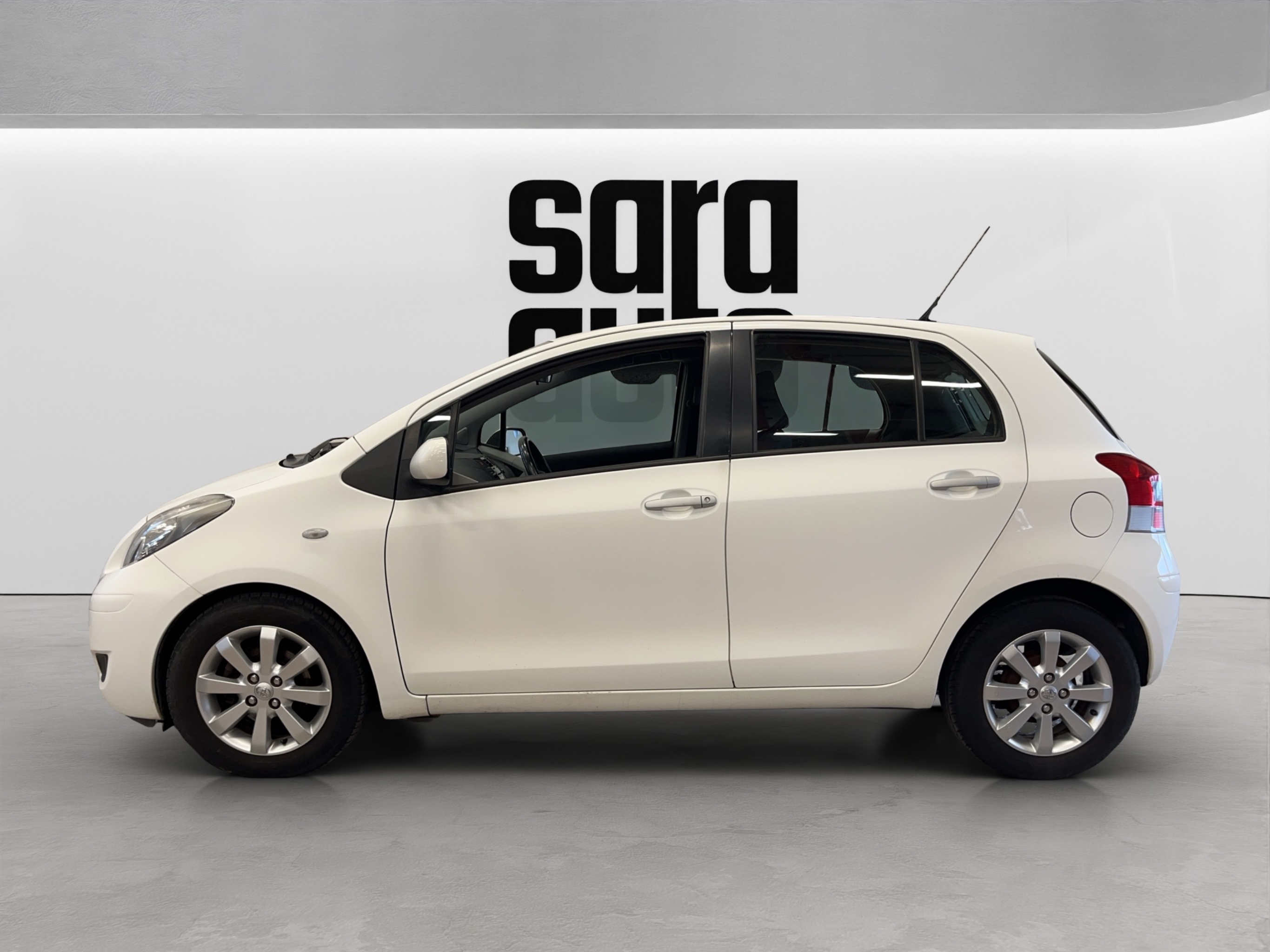 Toyota Yaris 2011 – kuva 7