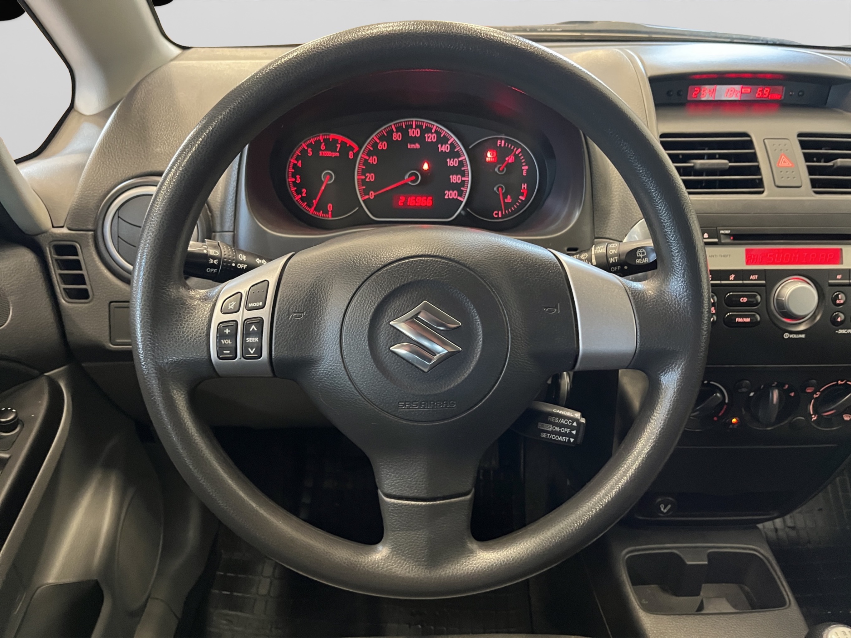 Suzuki SX4 kuva 17