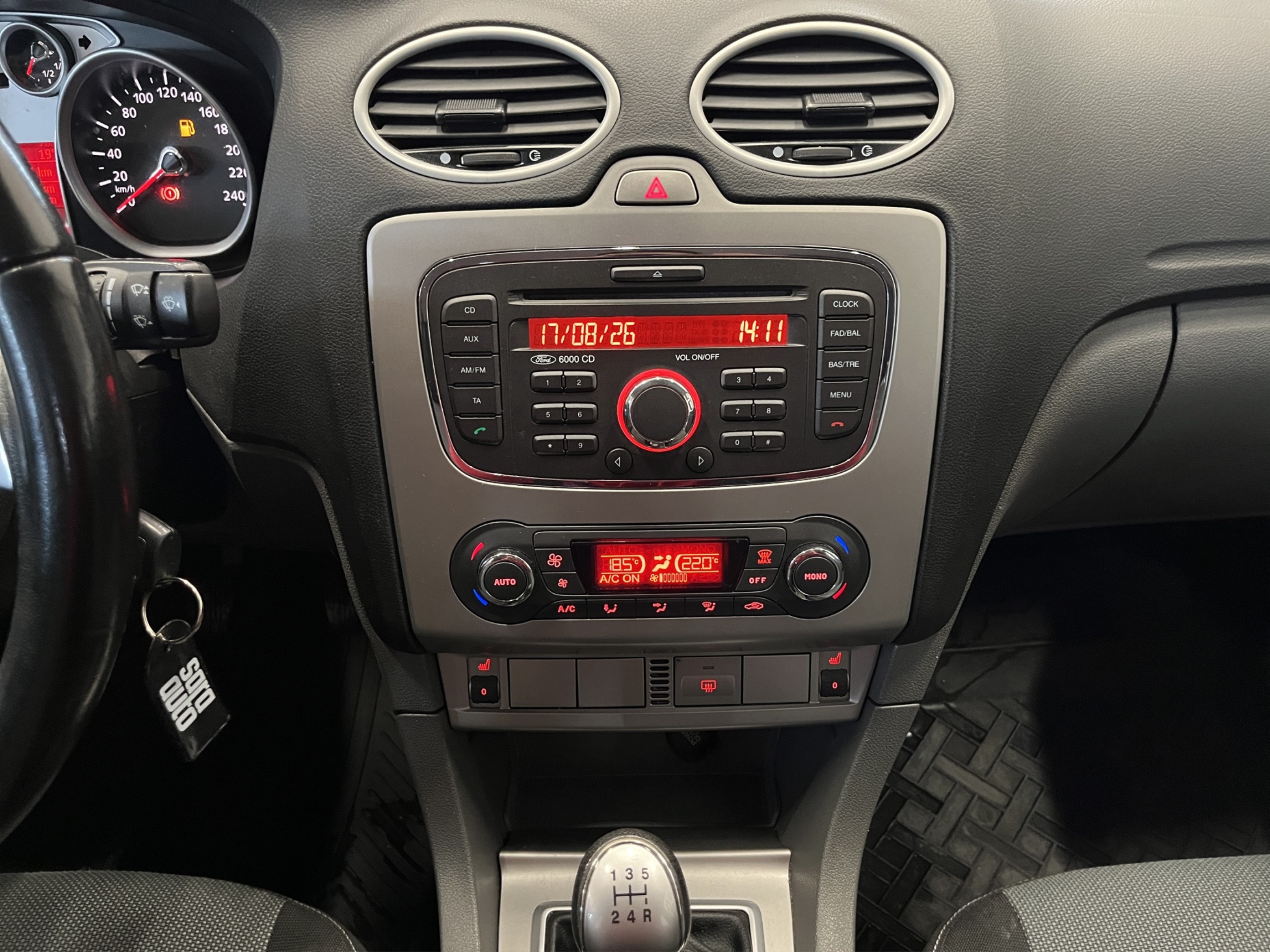 Ford Focus 2010 – kuva 17