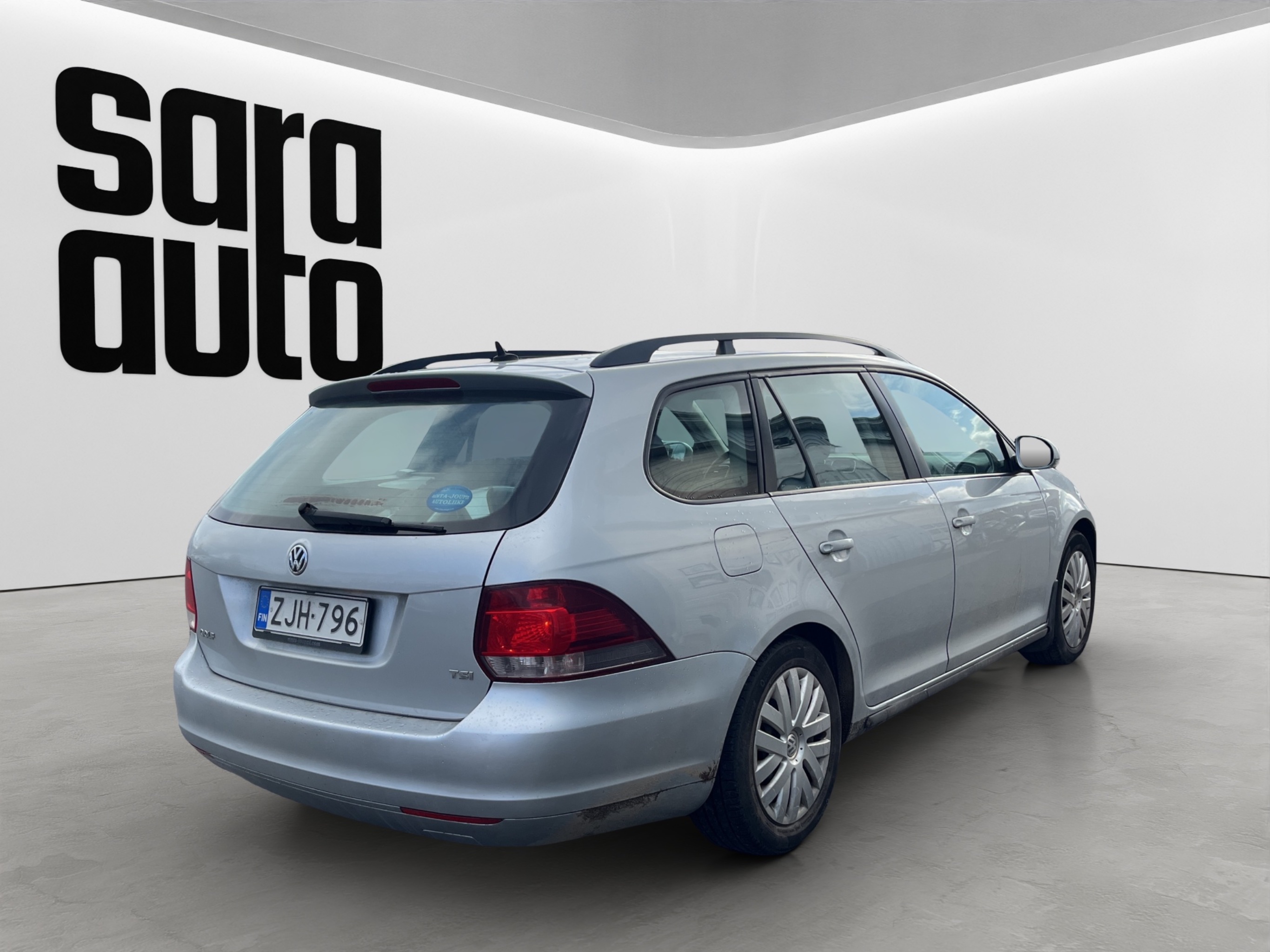 Volkswagen Golf 2010 – kuva 2