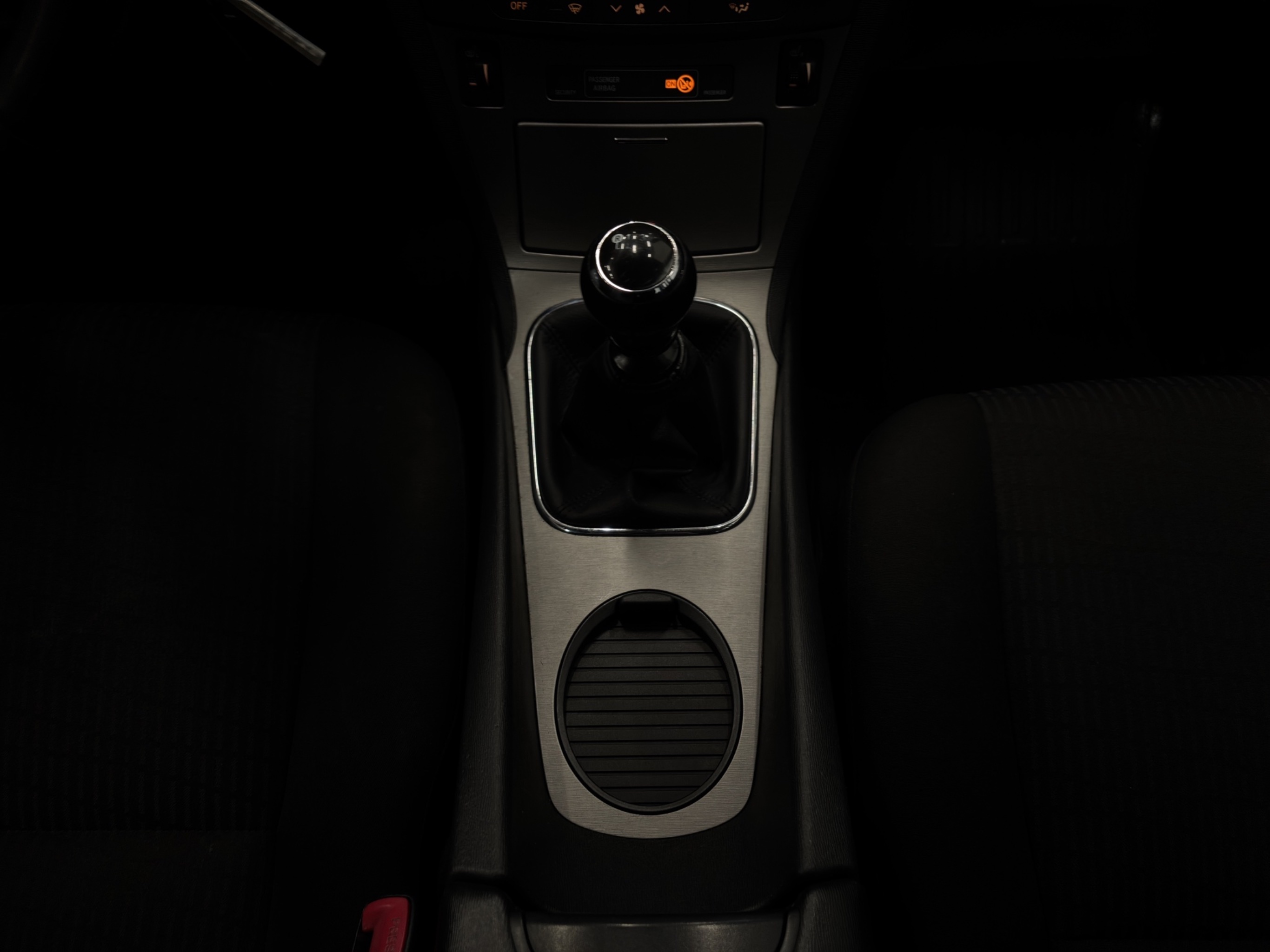 Toyota Avensis 2010 – kuva 17