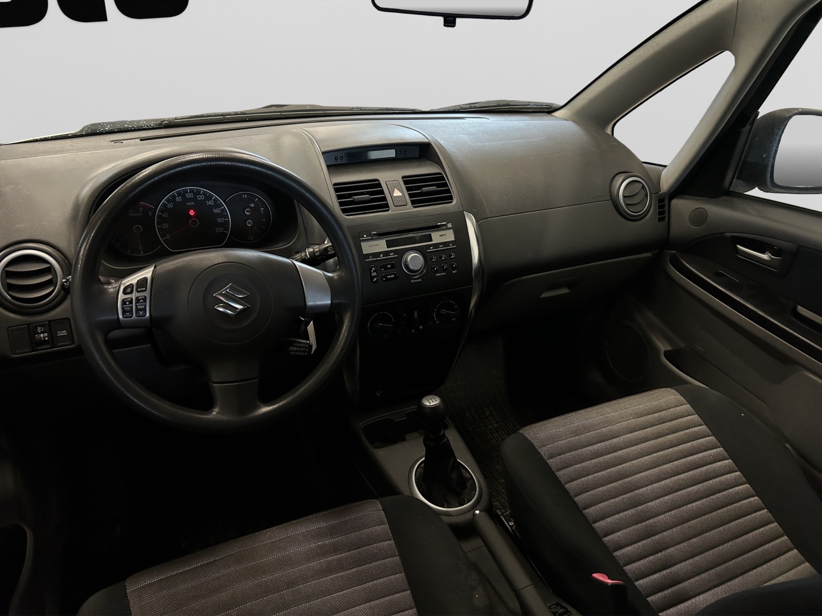 Suzuki SX4 kuva 4