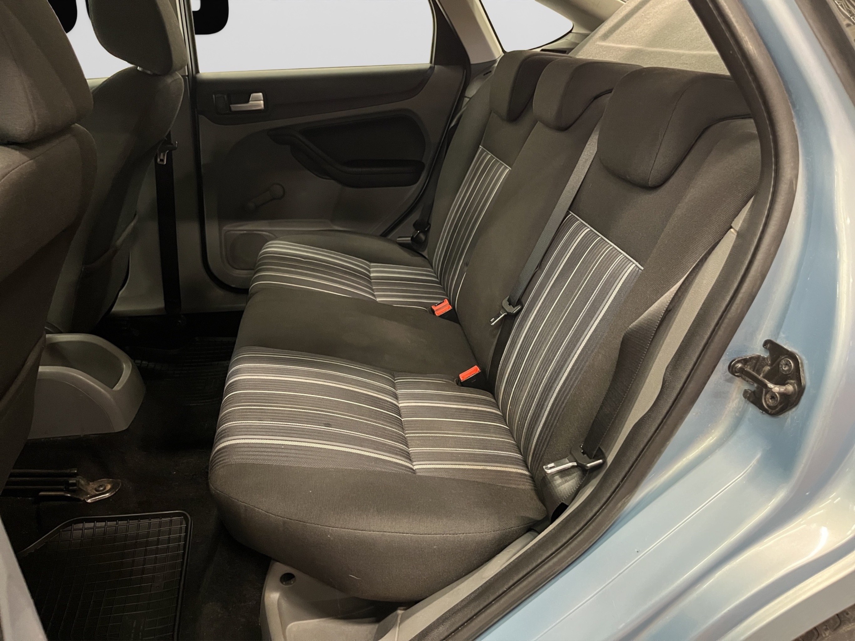 Ford Focus 2008 – kuva 12