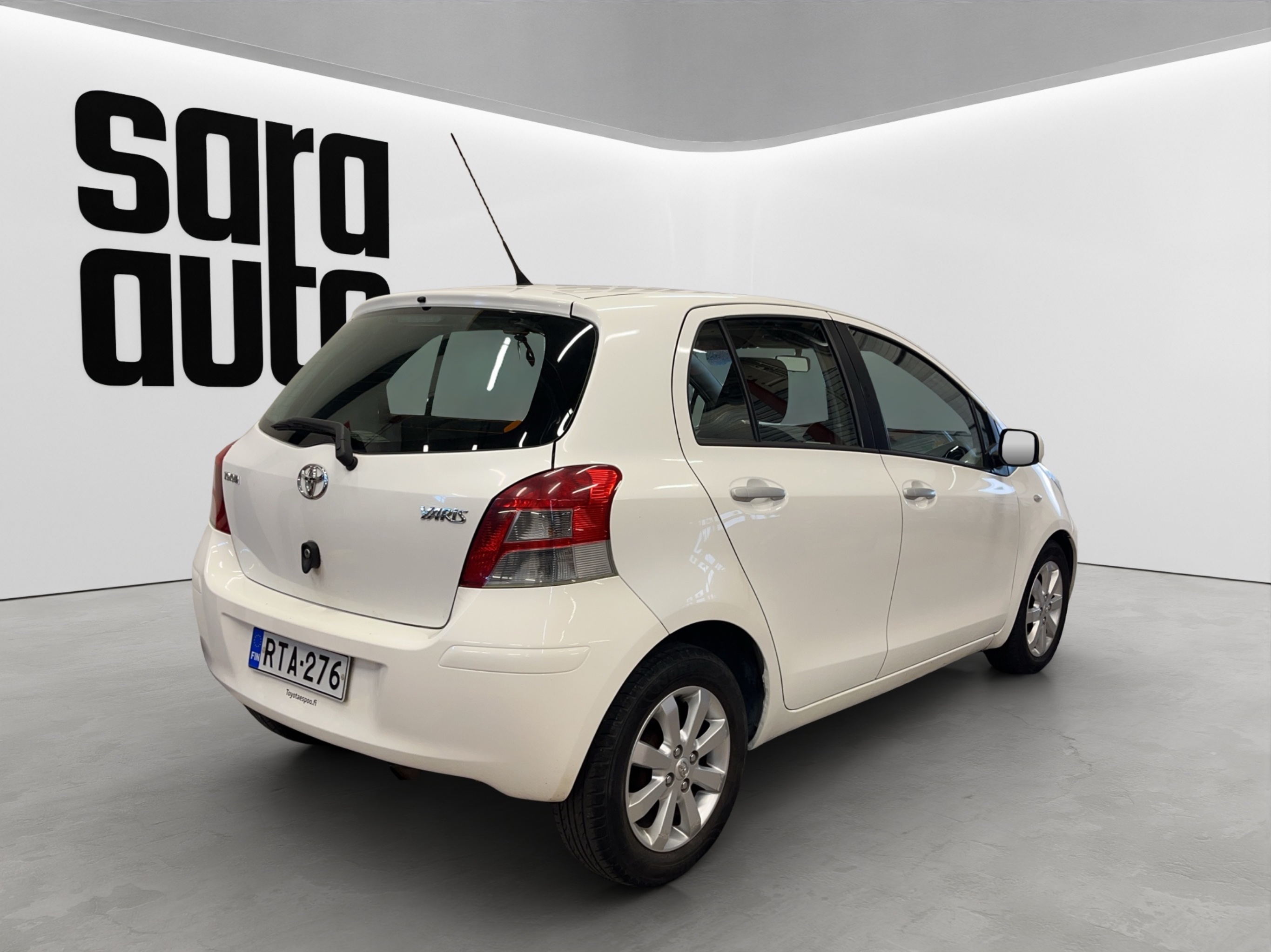 Toyota Yaris 2011 – kuva 3