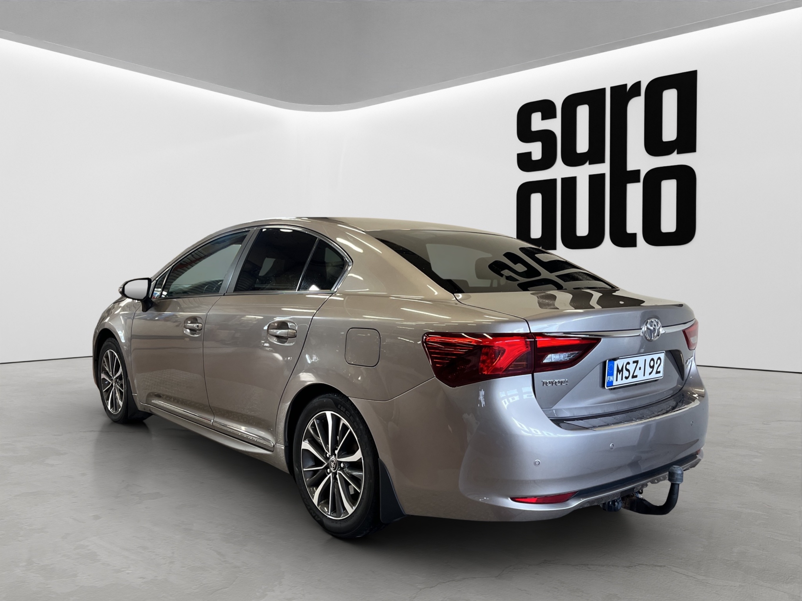 Toyota Avensis 2016 – kuva 6