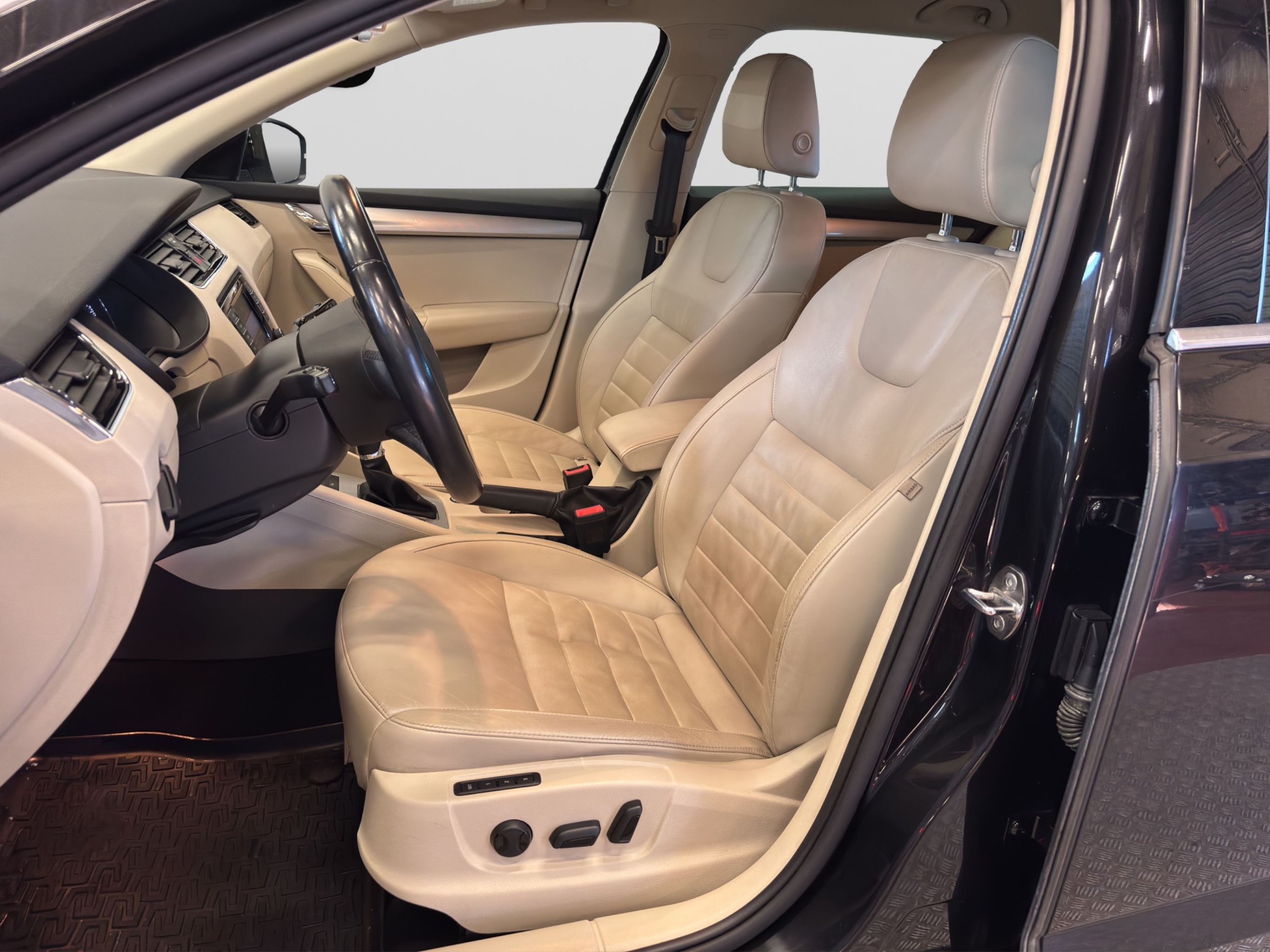 Skoda Octavia 2014 – kuva 11