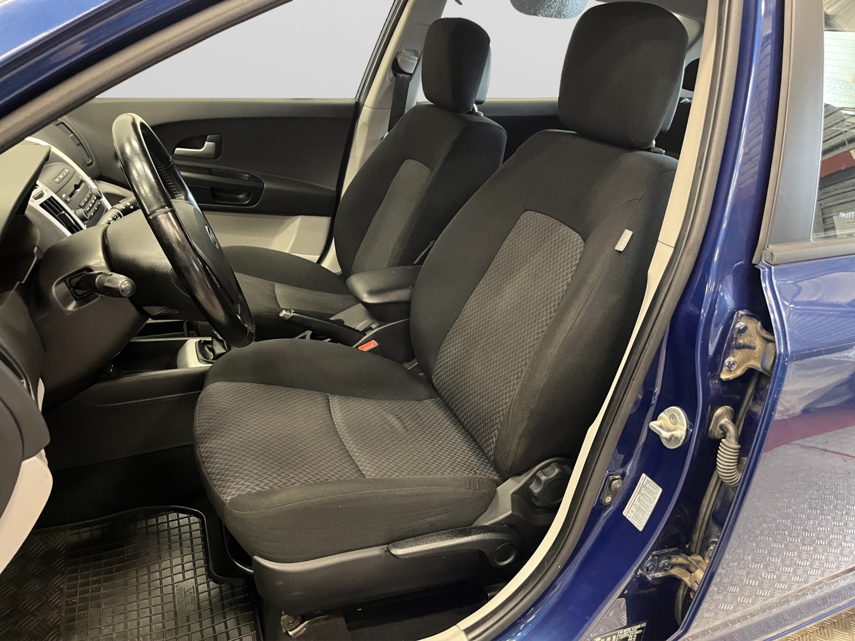 Kia Ceed 2007 – kuva 11
