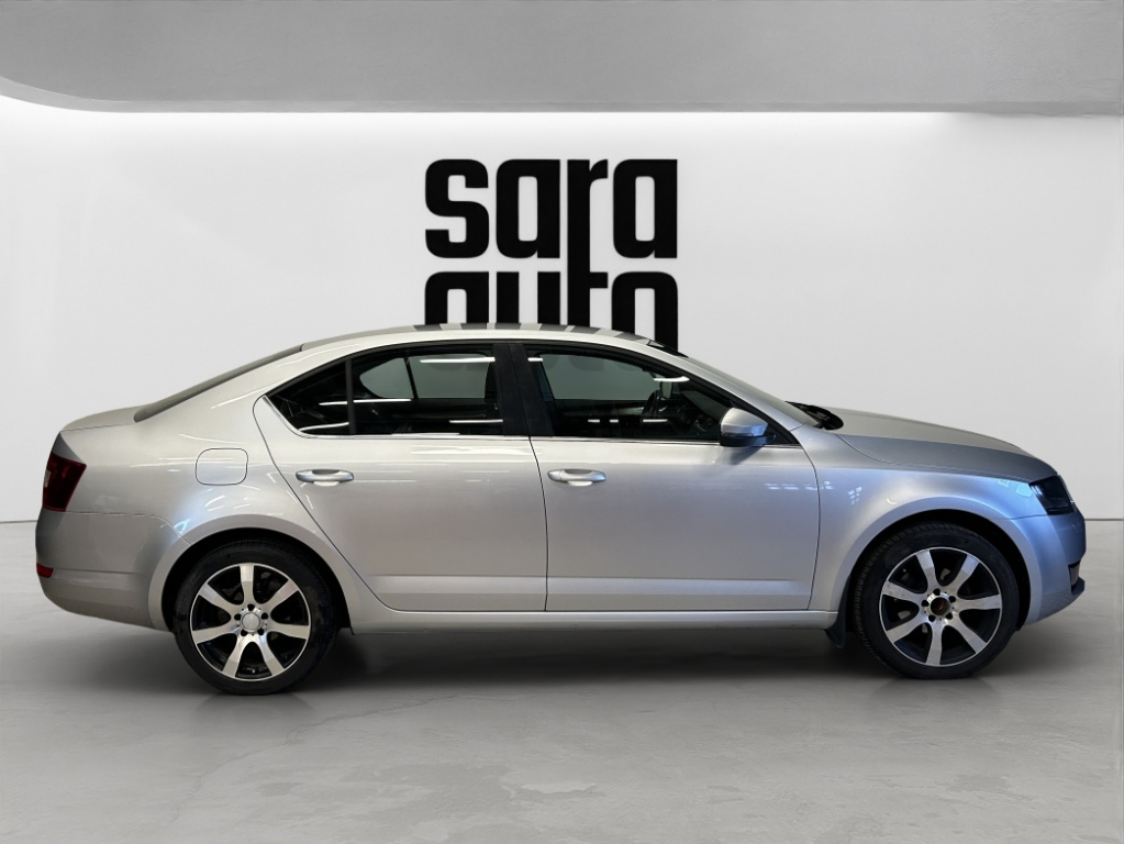 Skoda Octavia kuva 2